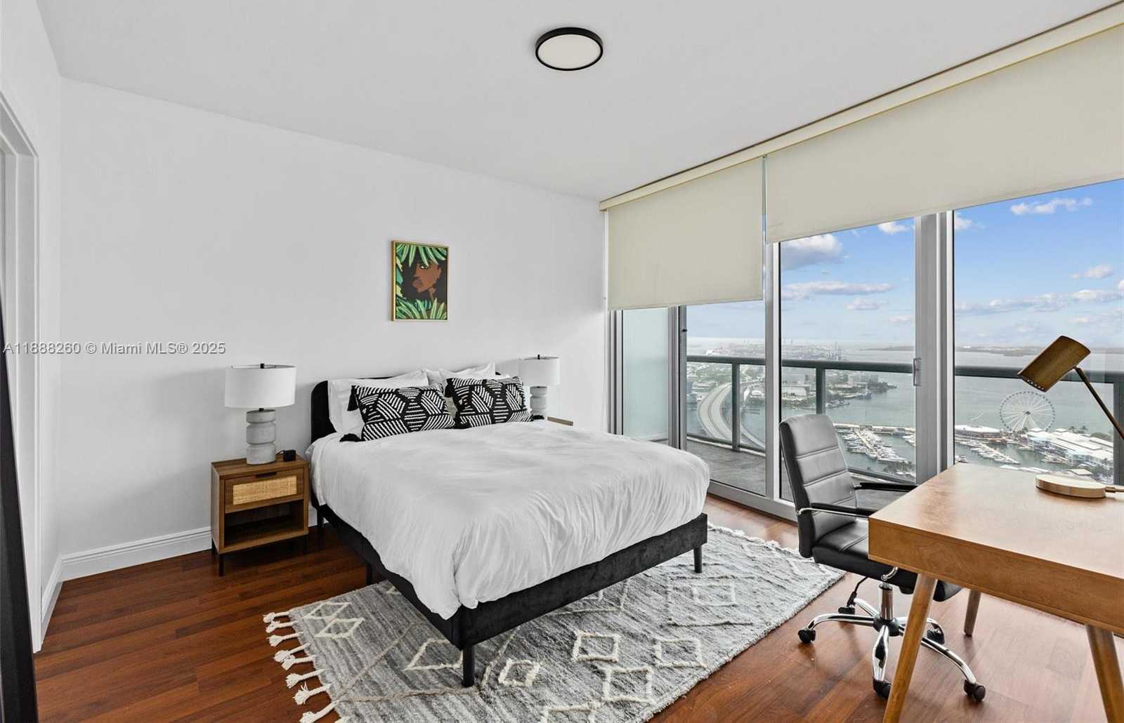 Small Image of 888 BISCAYNE BLVD #4002, Miami Number 8