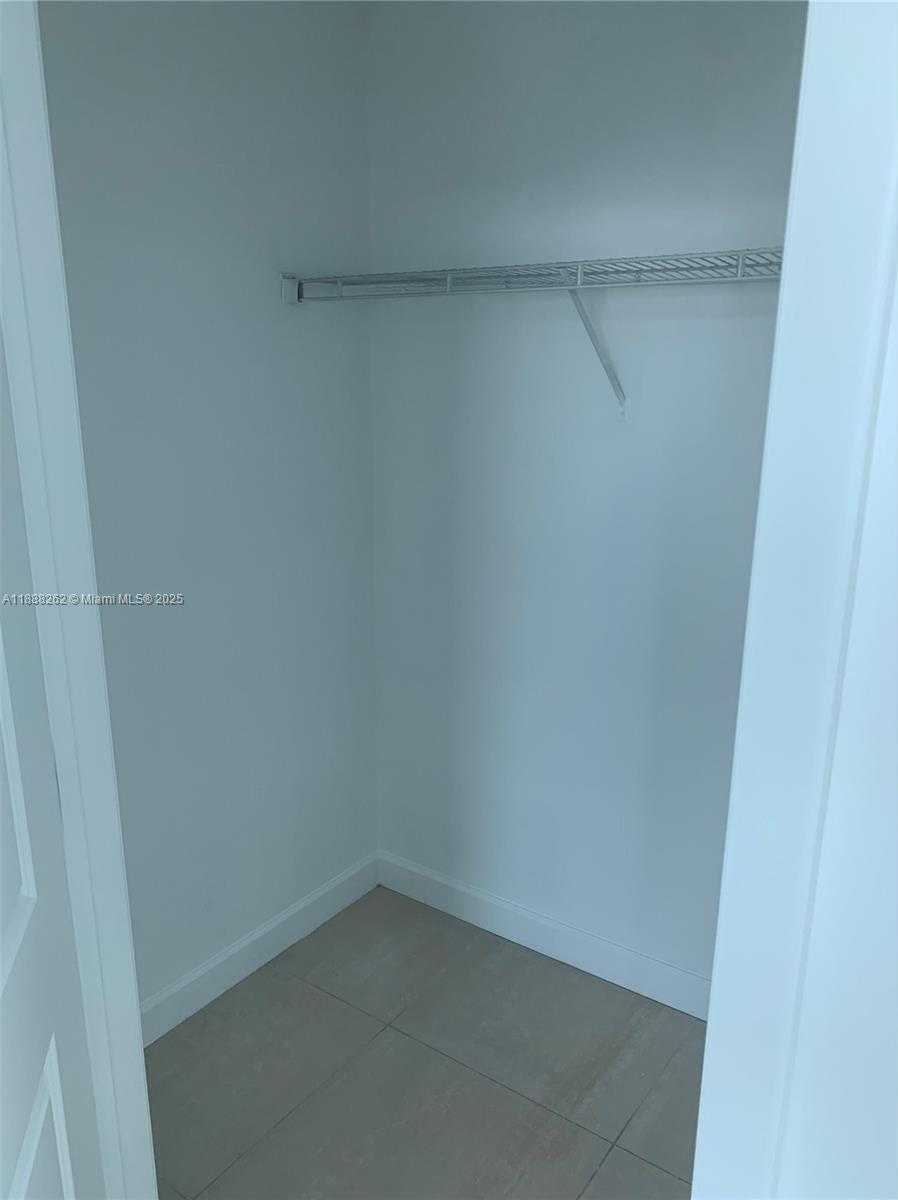 Small Image of 1945 SOUTH OCEAN DR #1605, Hallandale Beach Number 34