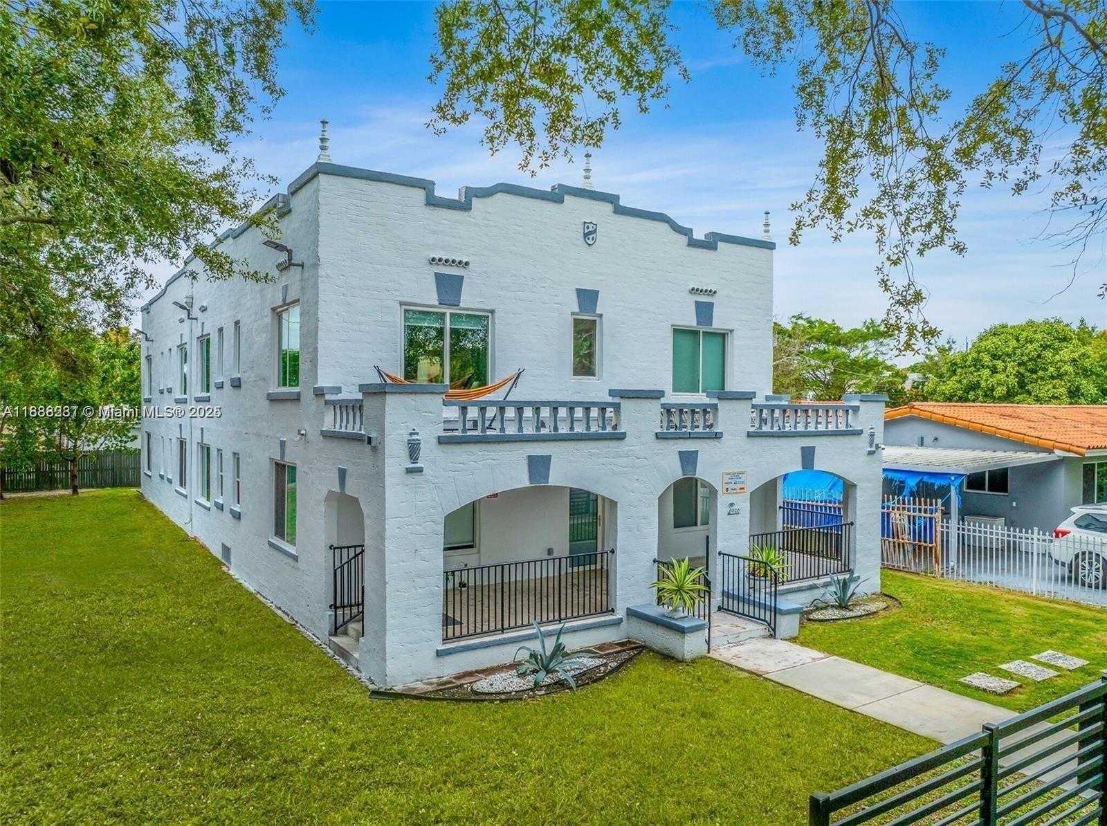 Small Image of 1020 SOUTH WEST 23RD AVE #5, Miami Number 17