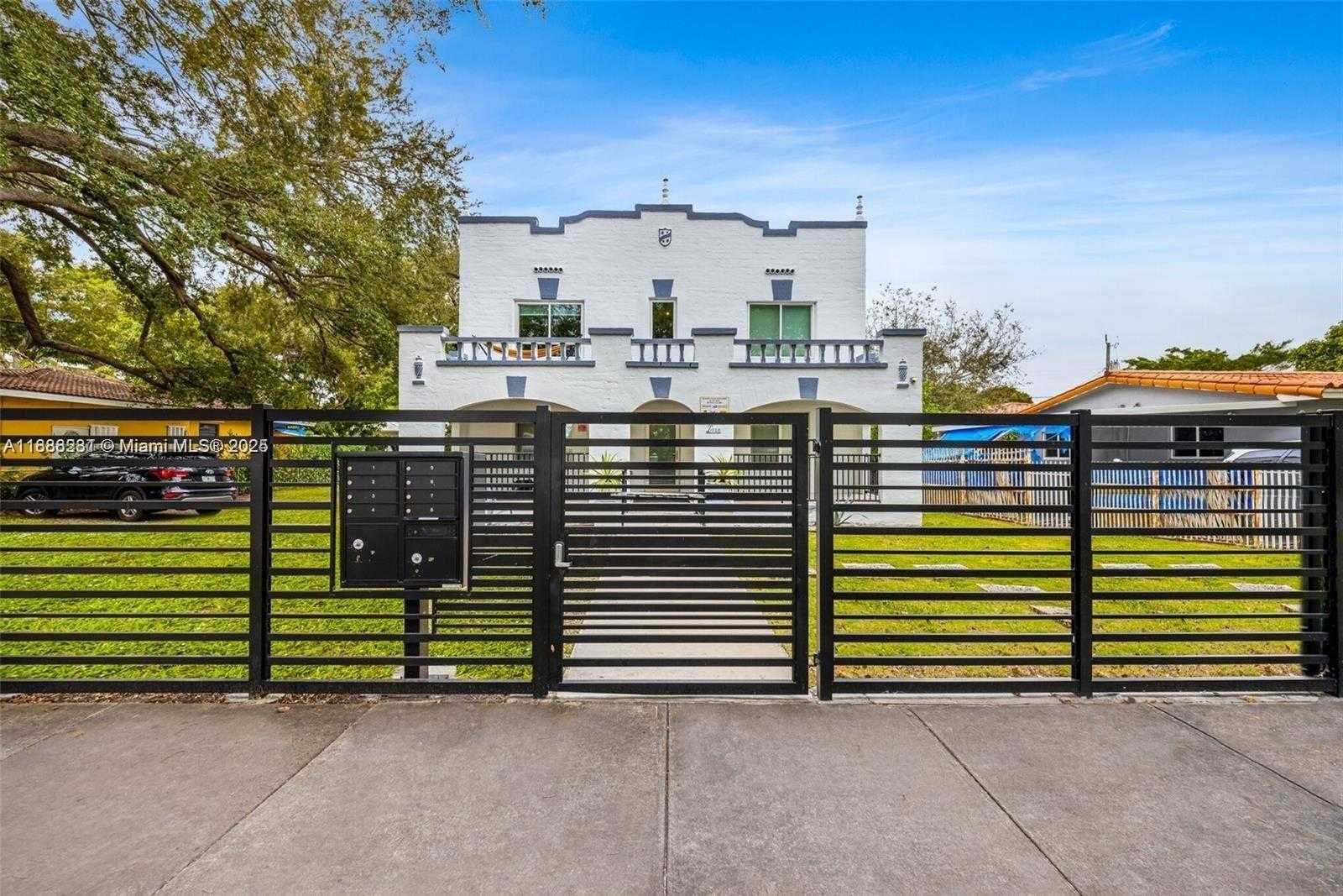 Small Image of 1020 SOUTH WEST 23RD AVE #5, Miami Number 5