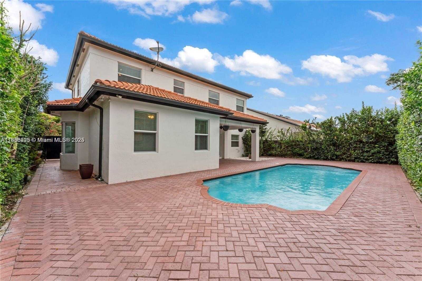 Small Image of 15270 SOUTH WEST 115TH TER, Miami Number 13