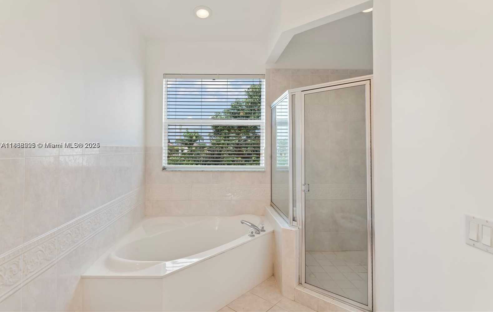 Small Image of 15270 SOUTH WEST 115TH TER, Miami Number 19