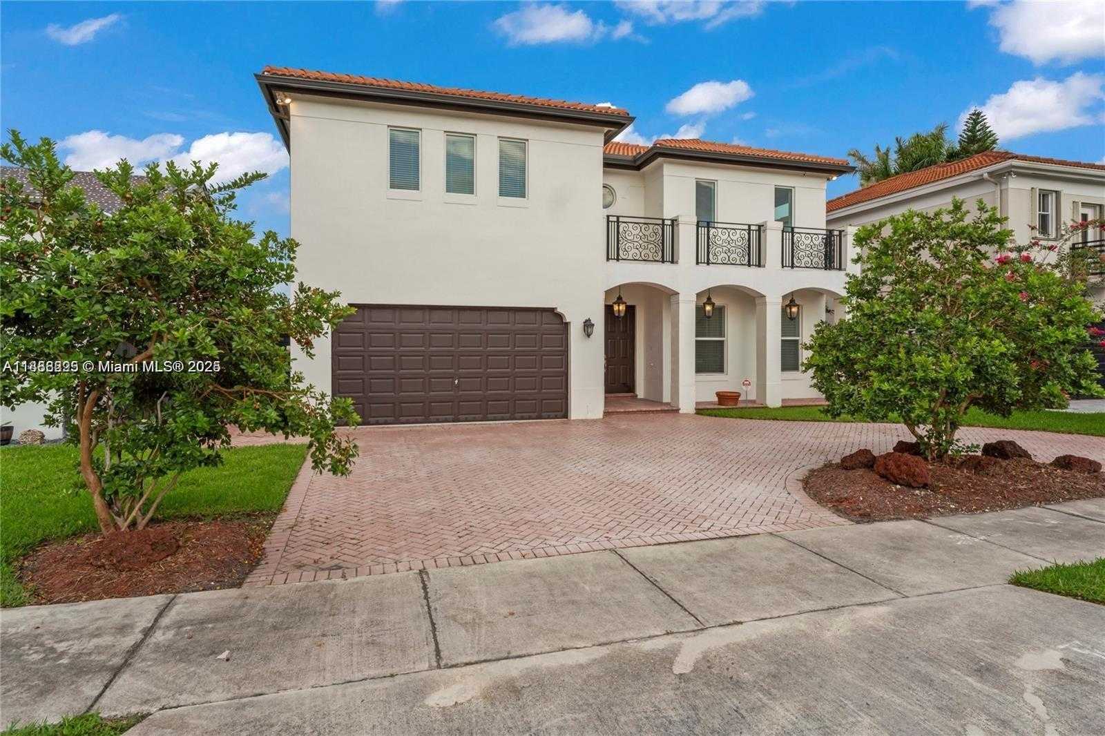 Small Image of 15270 SOUTH WEST 115TH TER, Miami Number 2