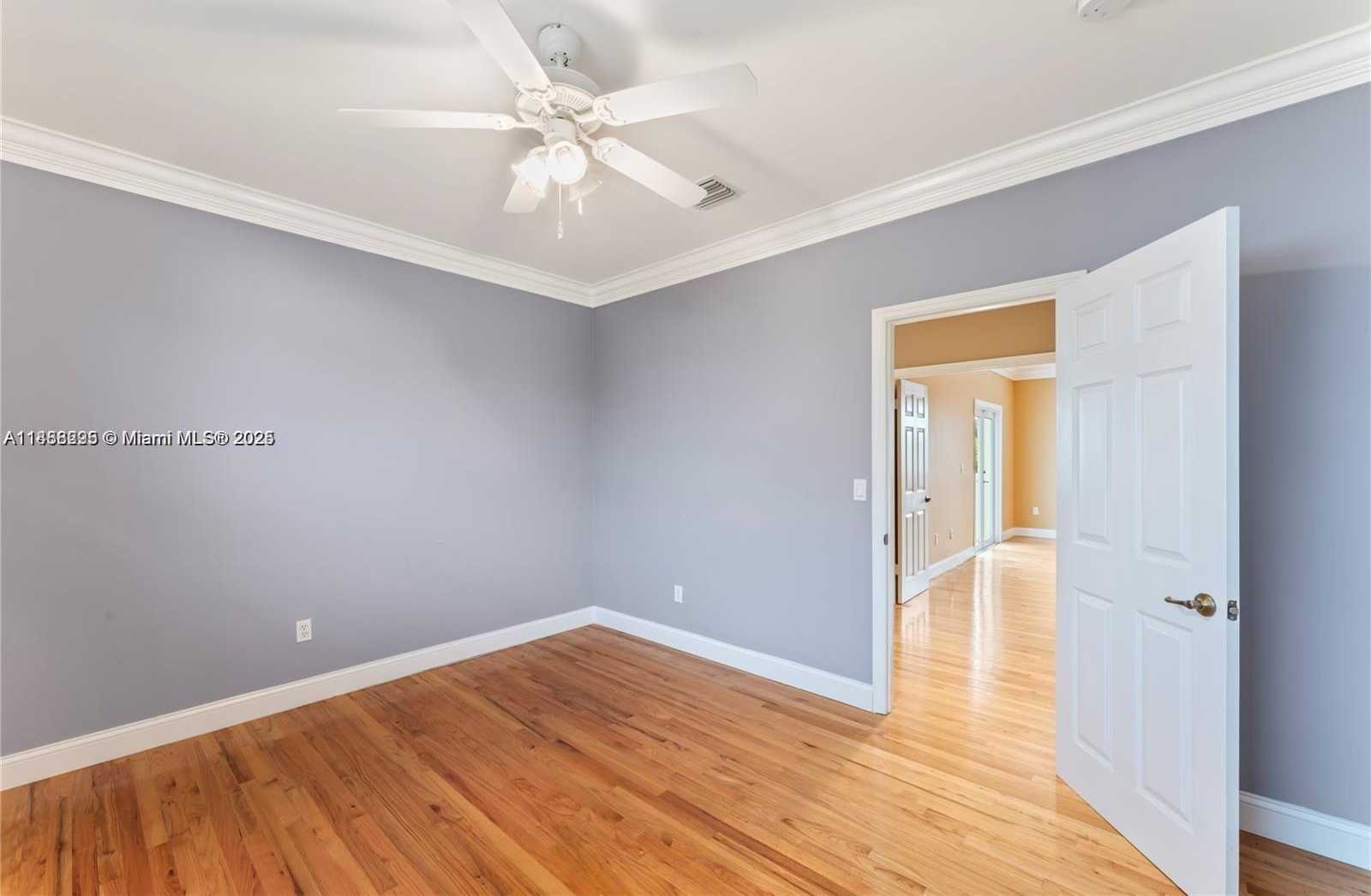 Small Image of 15270 SOUTH WEST 115TH TER, Miami Number 20