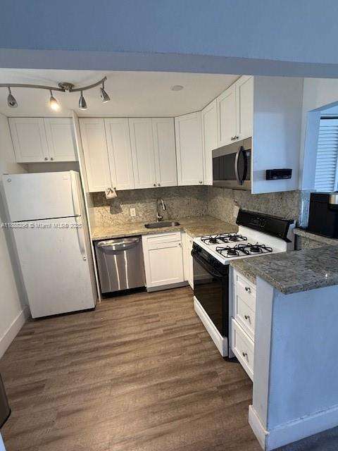 Small Image of 1615 MERIDIAN AVE #303, Miami Beach Number 11