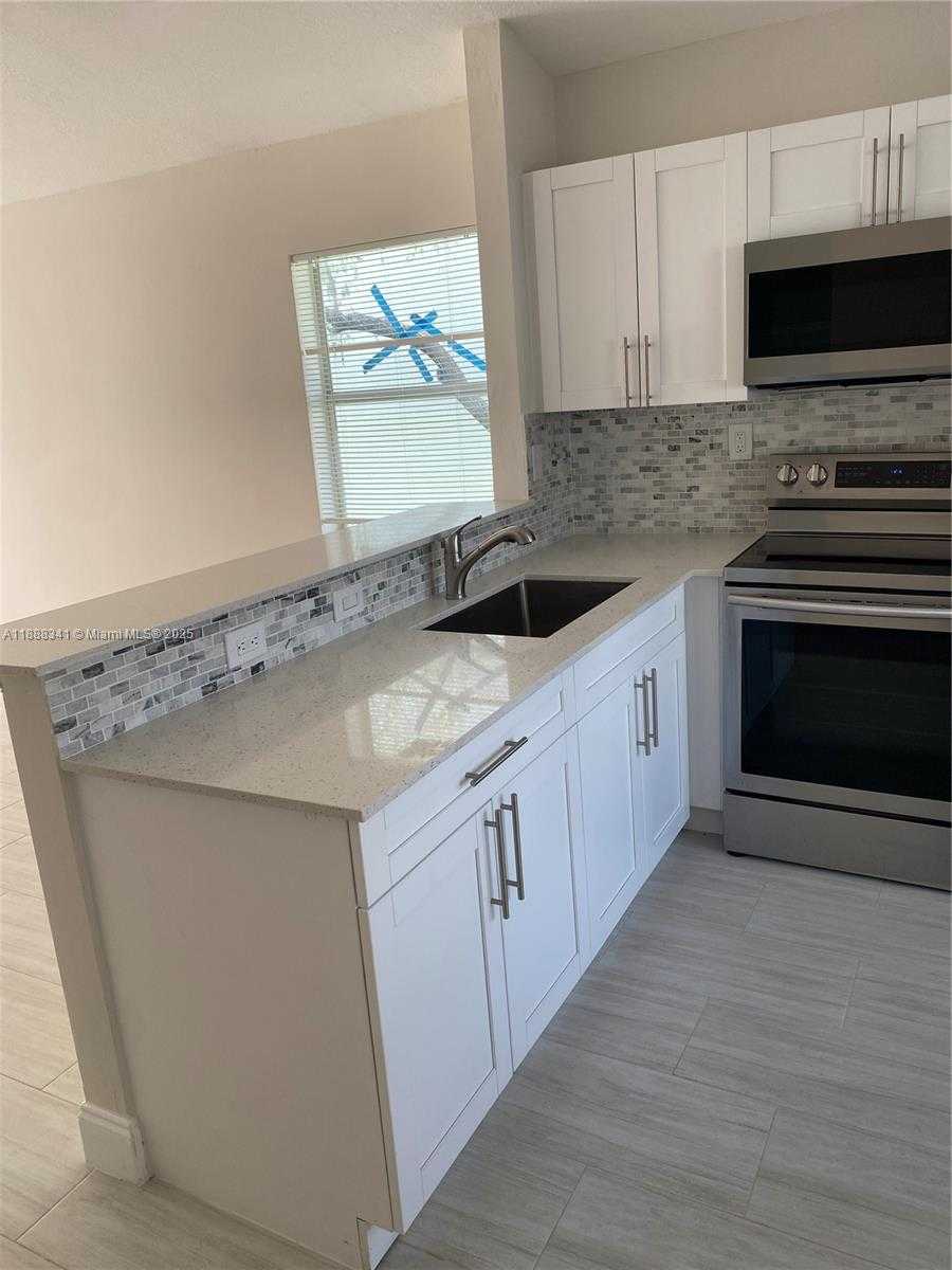 Small Image of 14102 SOUTH WEST 120TH CT #6-15, Miami Number 3
