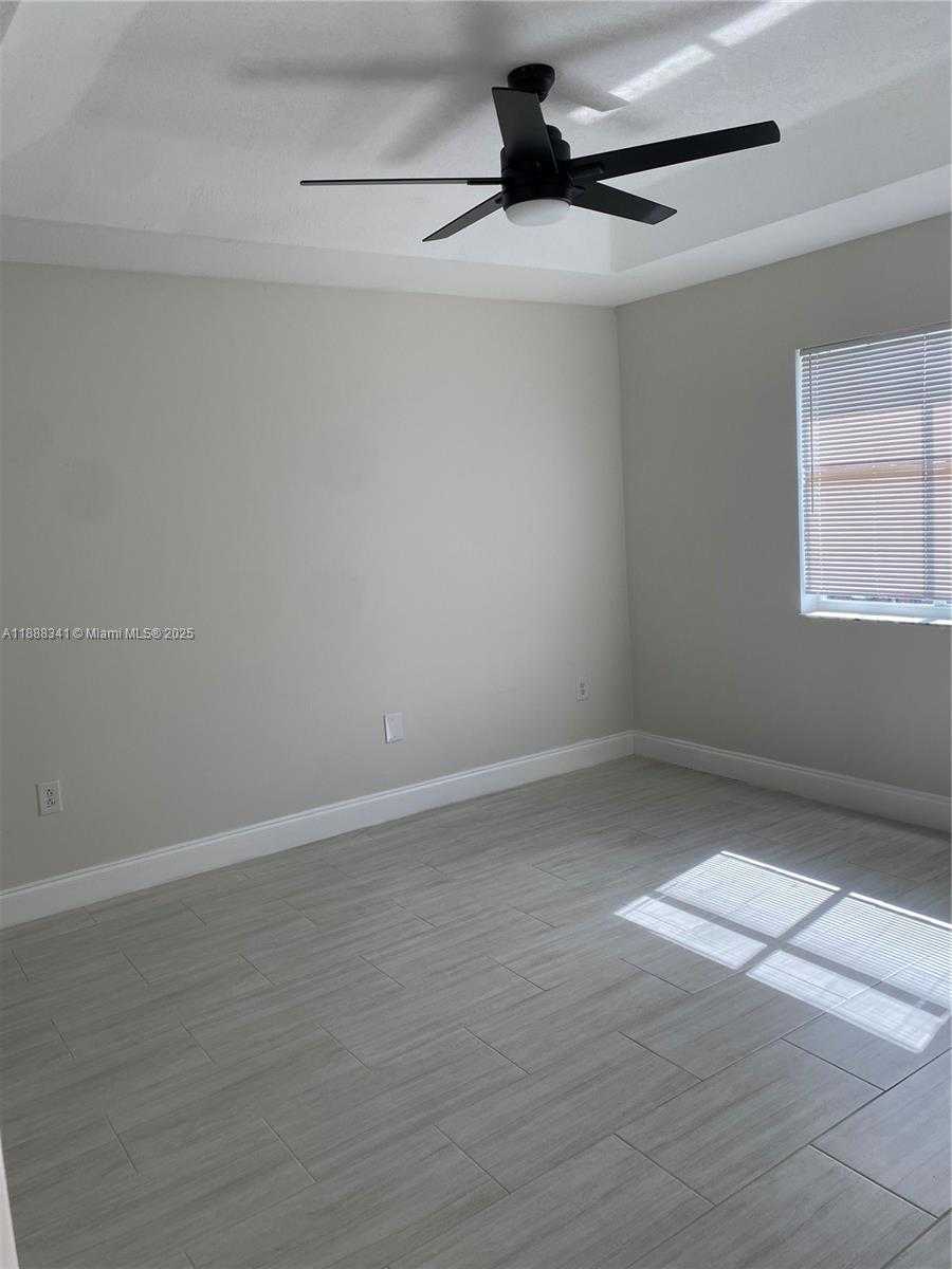 Small Image of 14102 SOUTH WEST 120TH CT #6-15, Miami Number 8