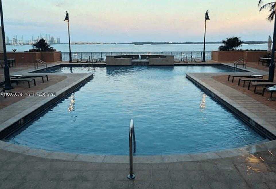 Small Image of 1155 BRICKELL BAY DR #401, Miami Number 33