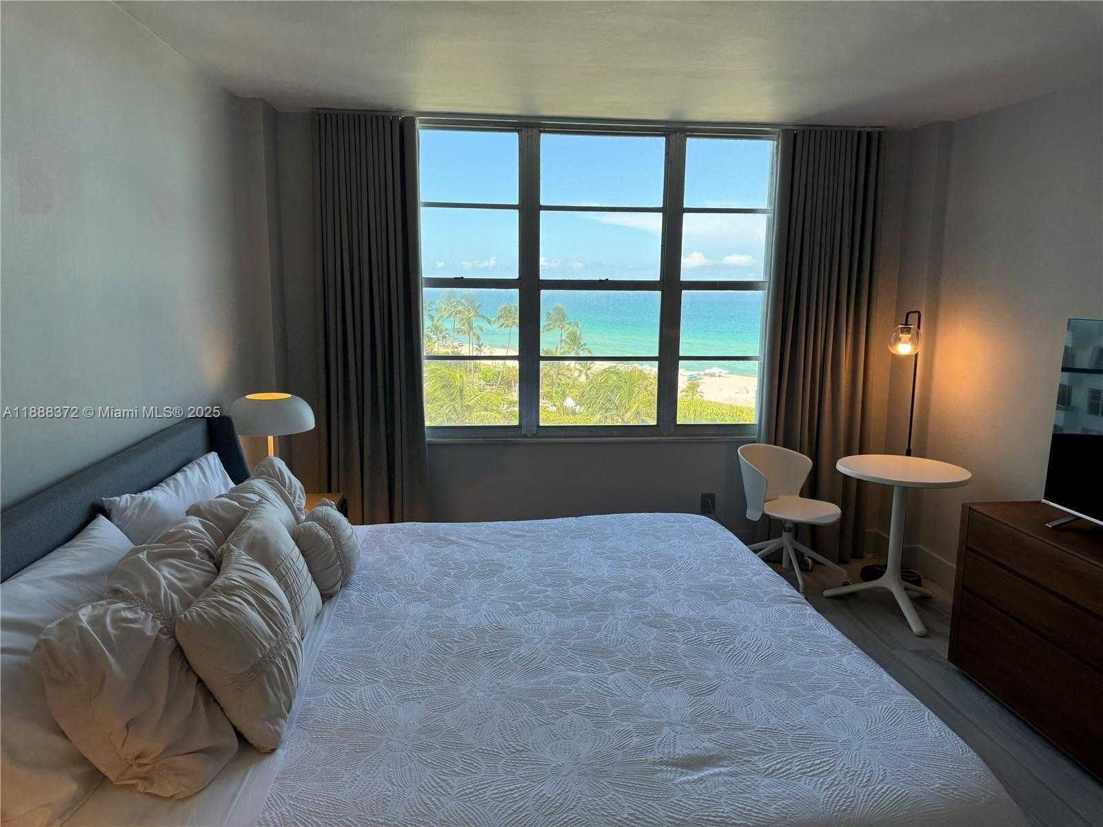 Small Image of 5151 COLLINS AVE #834, Miami Beach Number 13