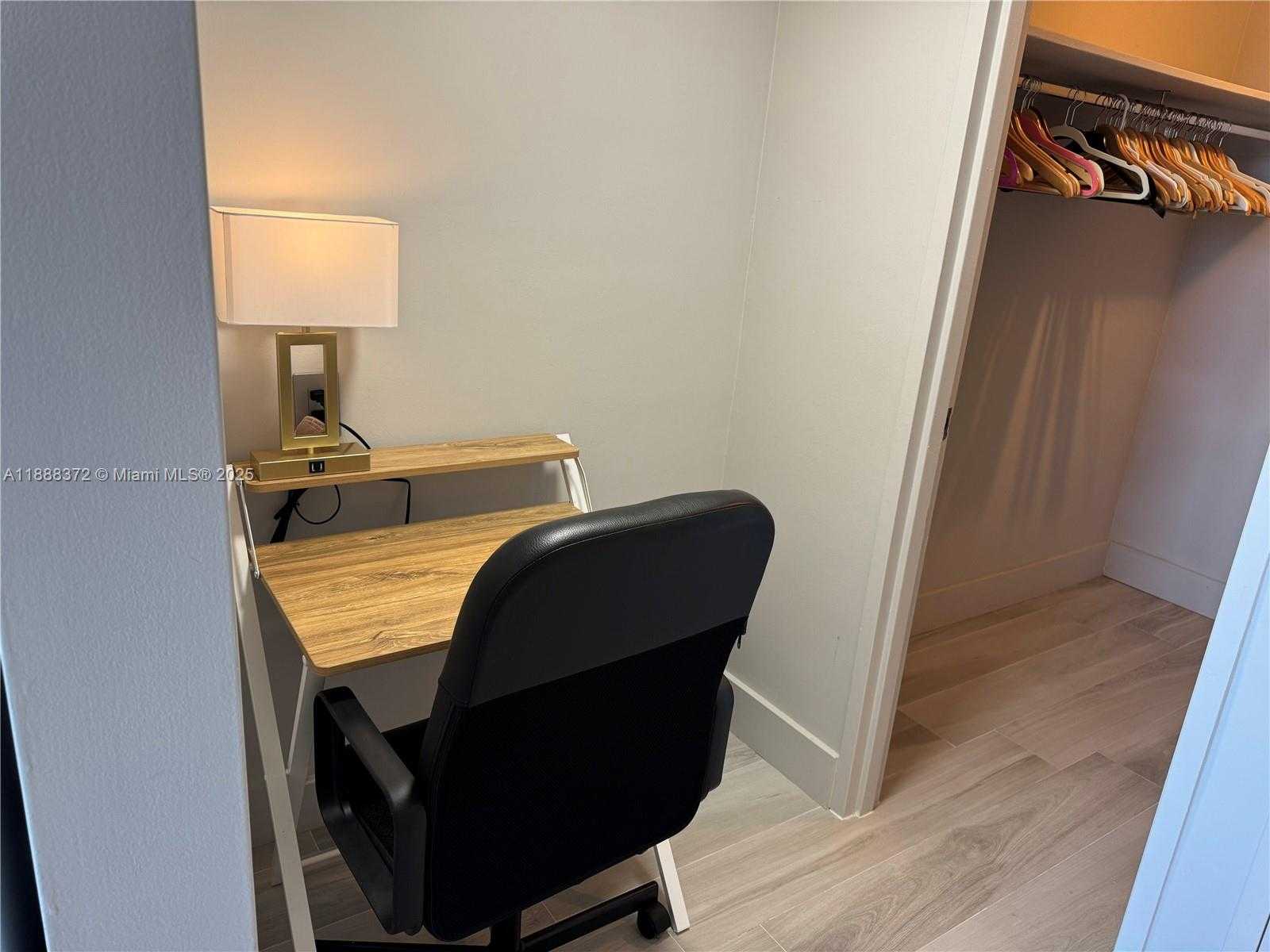 Small Image of 5151 COLLINS AVE #834, Miami Beach Number 16