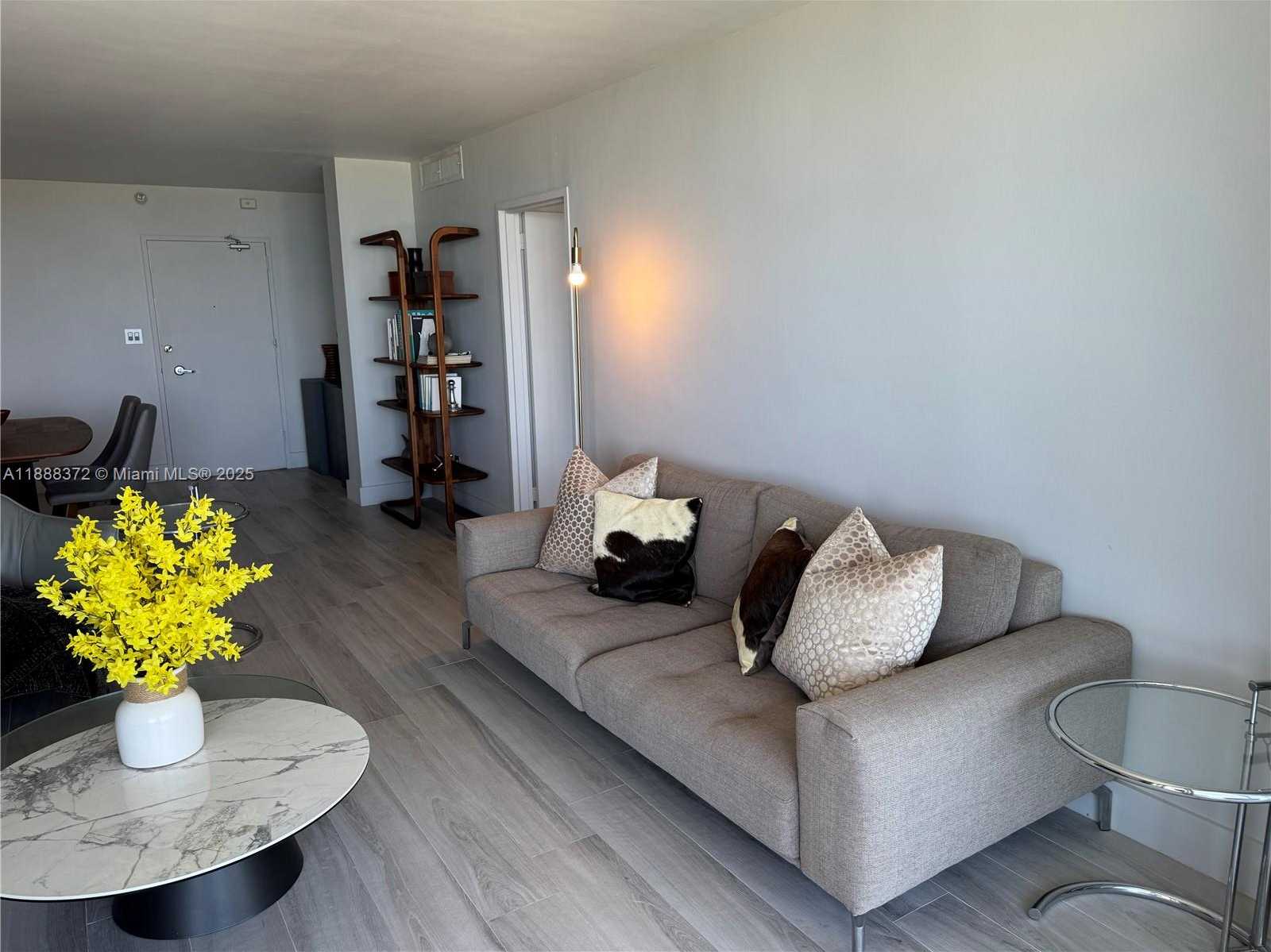 Small Image of 5151 COLLINS AVE #834, Miami Beach Number 5