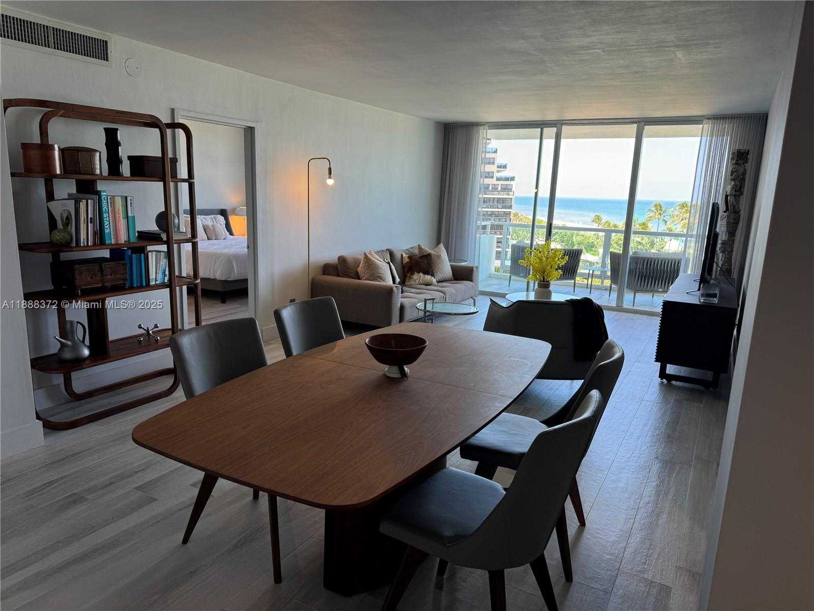 Small Image of 5151 COLLINS AVE #834, Miami Beach Number 9