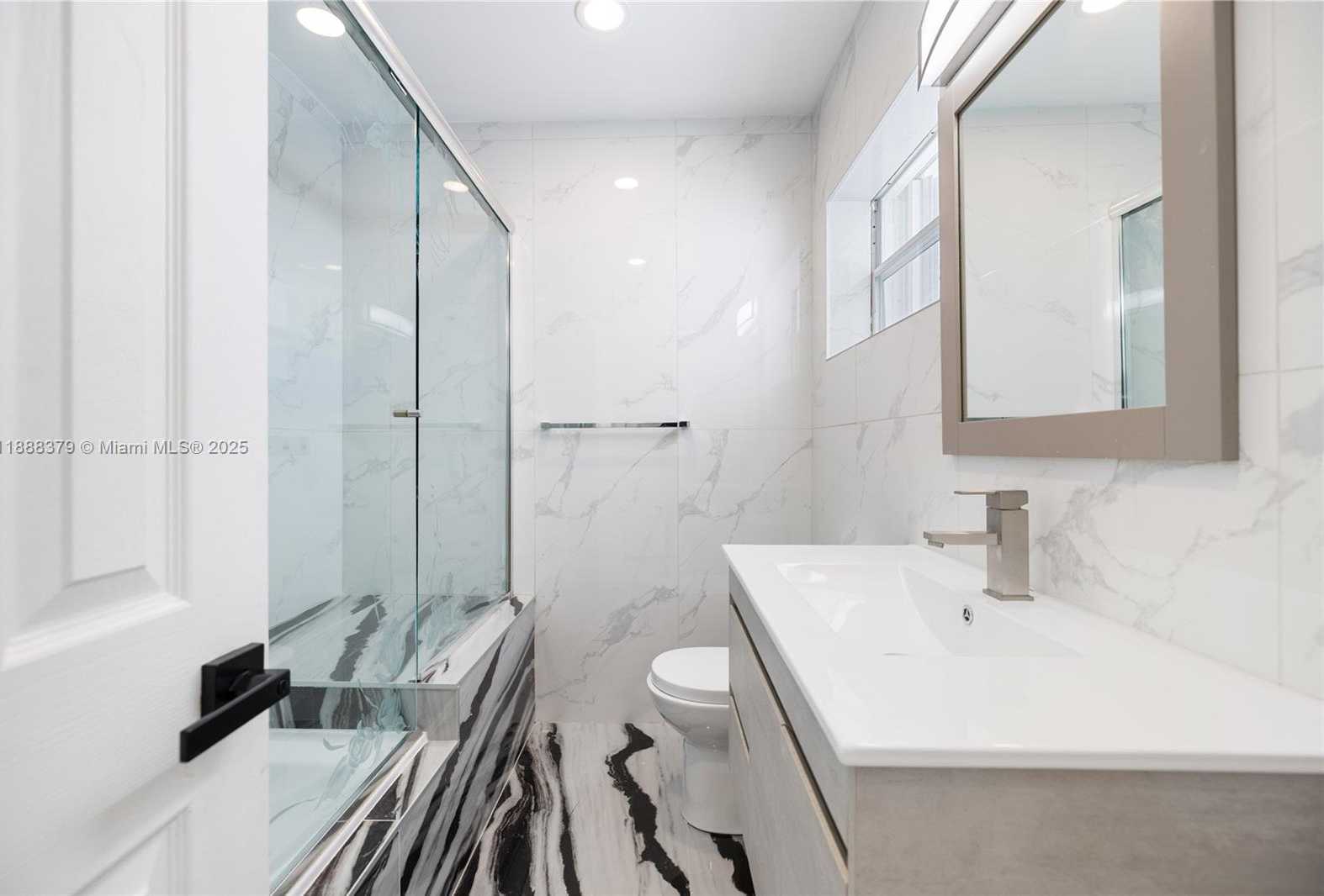 Small Image of 1221 SOUTH EAST 10TH ST, Deerfield Beach Number 11