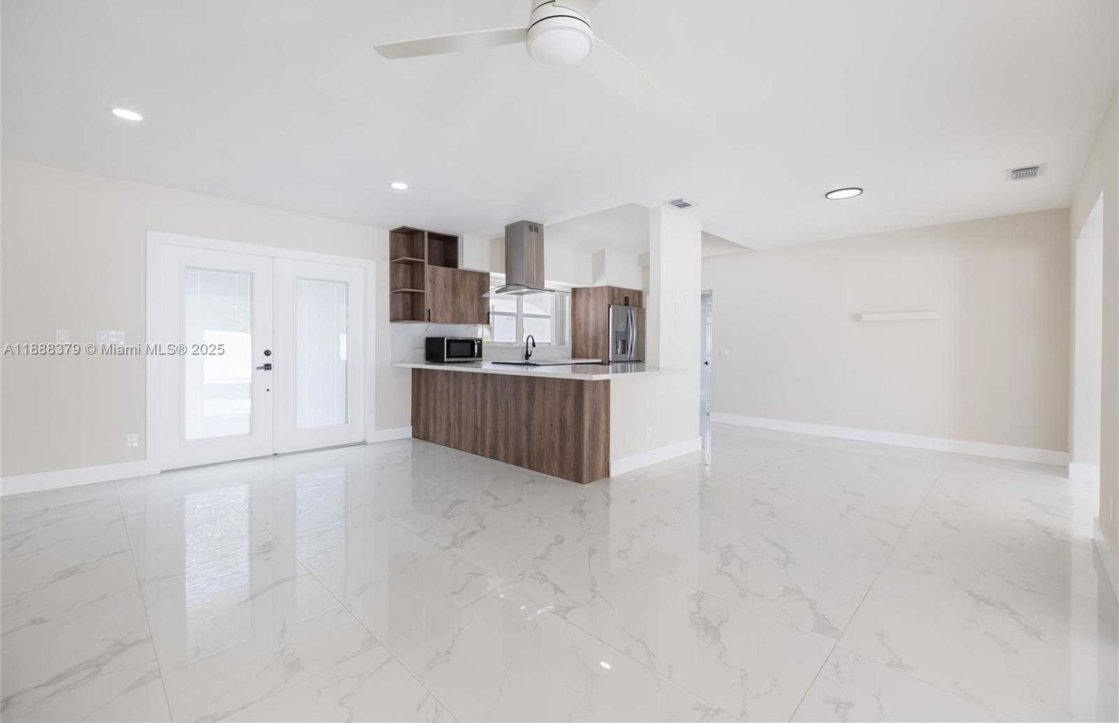 Small Image of 1221 SOUTH EAST 10TH ST, Deerfield Beach Number 19