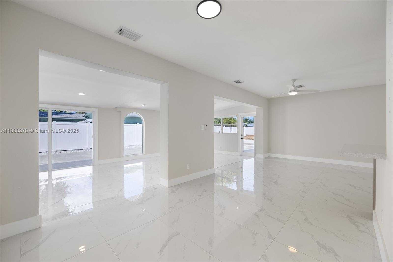 Small Image of 1221 SOUTH EAST 10TH ST, Deerfield Beach Number 21