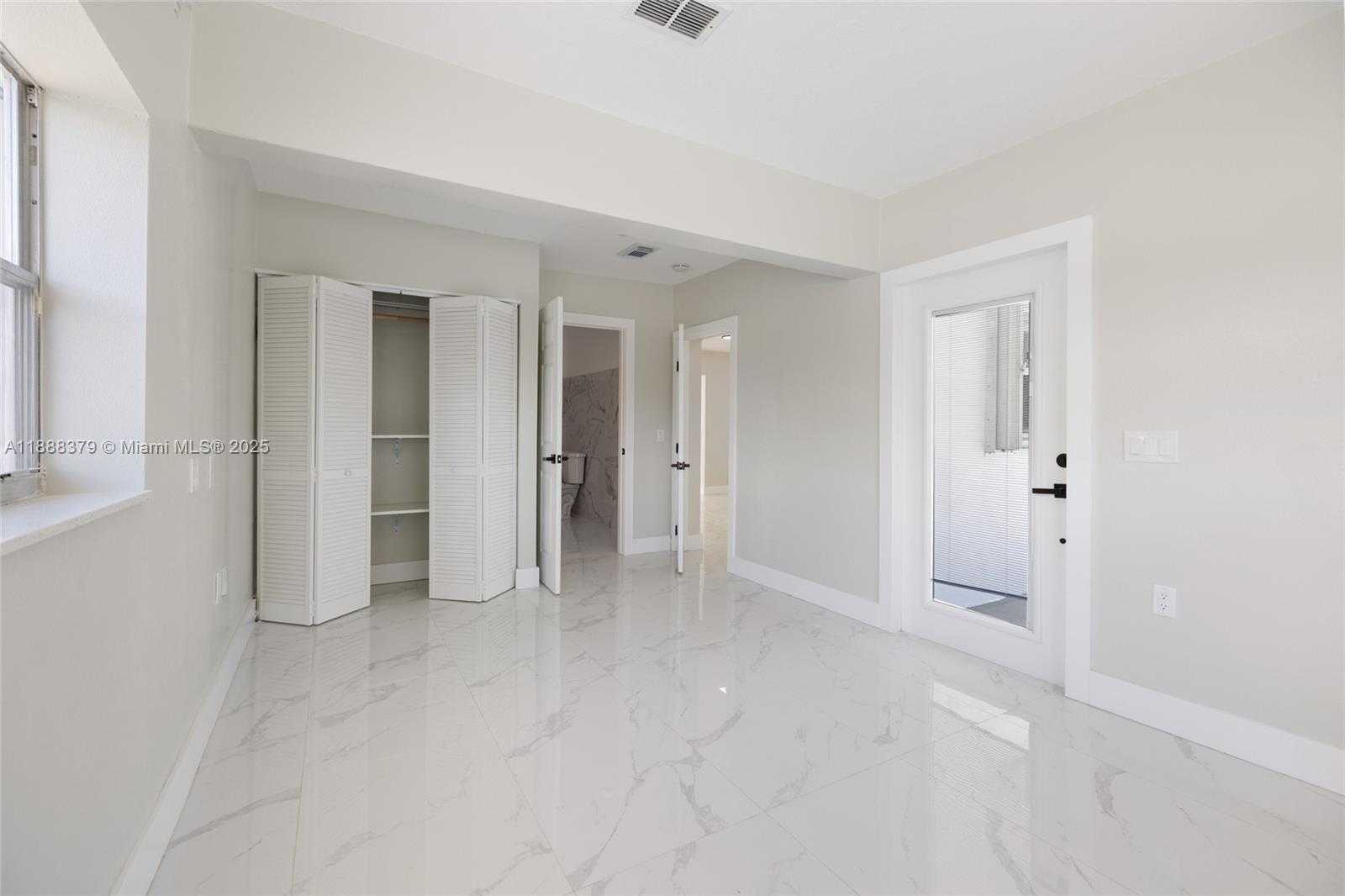 Small Image of 1221 SOUTH EAST 10TH ST, Deerfield Beach Number 23