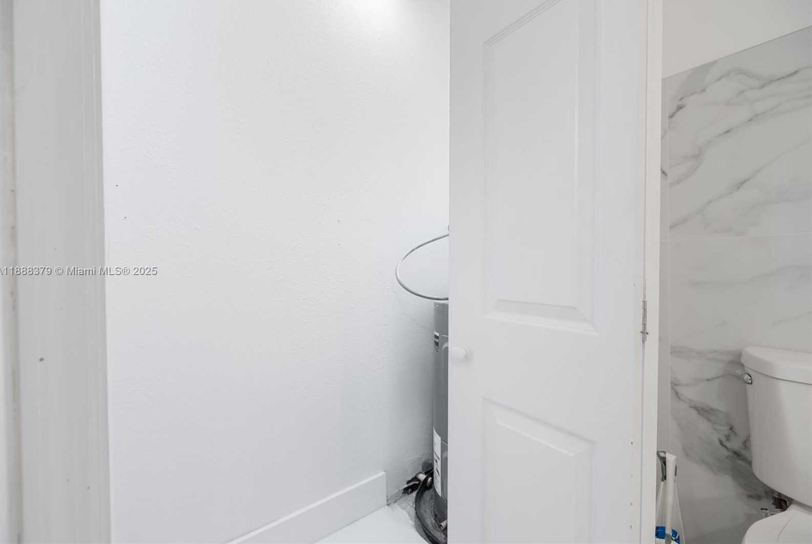 Small Image of 1221 SOUTH EAST 10TH ST, Deerfield Beach Number 29