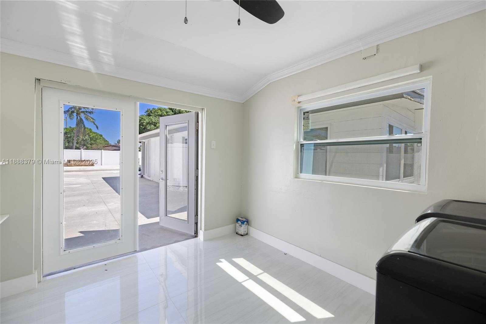Small Image of 1221 SOUTH EAST 10TH ST, Deerfield Beach Number 33