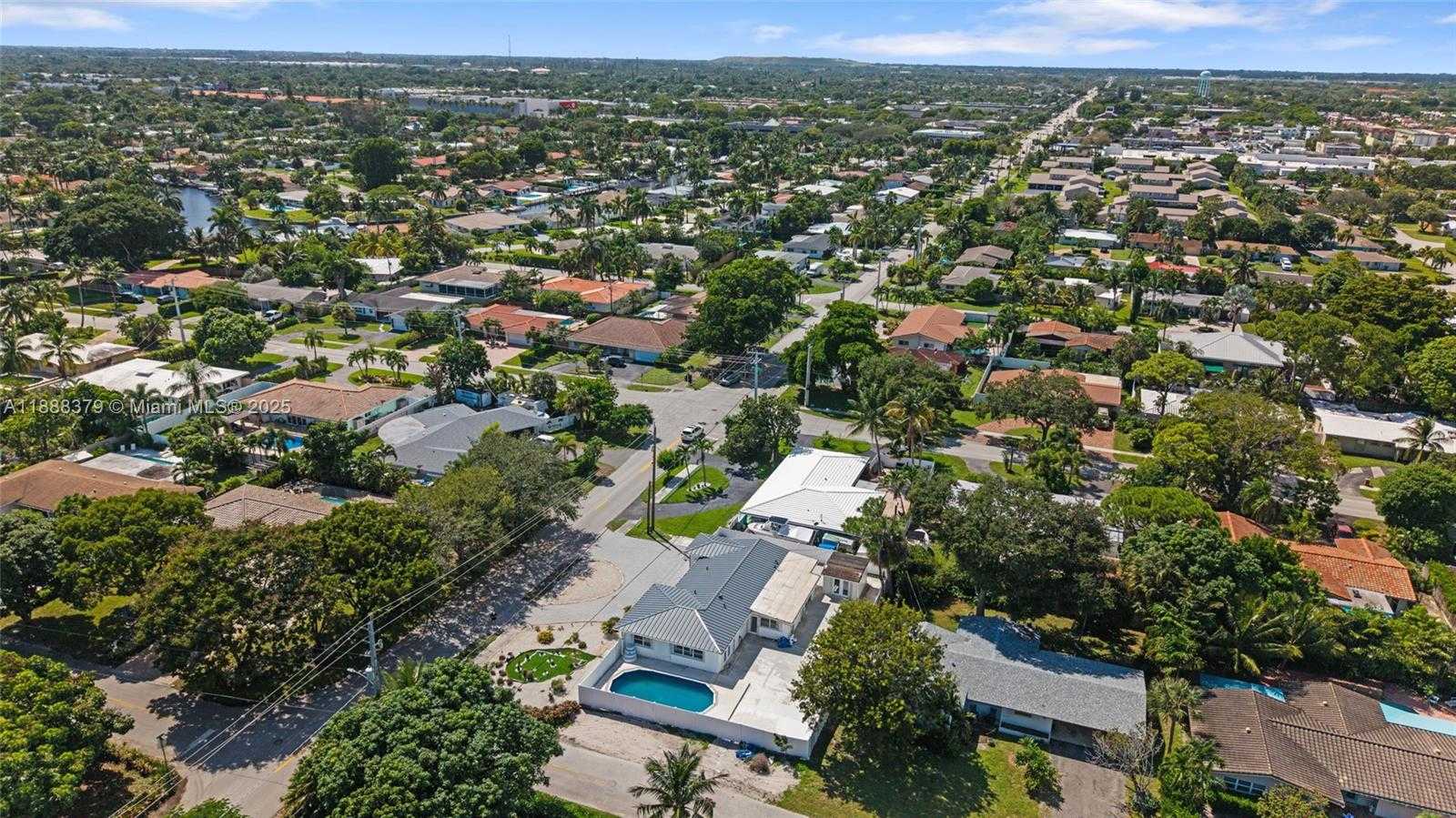 Small Image of 1221 SOUTH EAST 10TH ST, Deerfield Beach Number 43