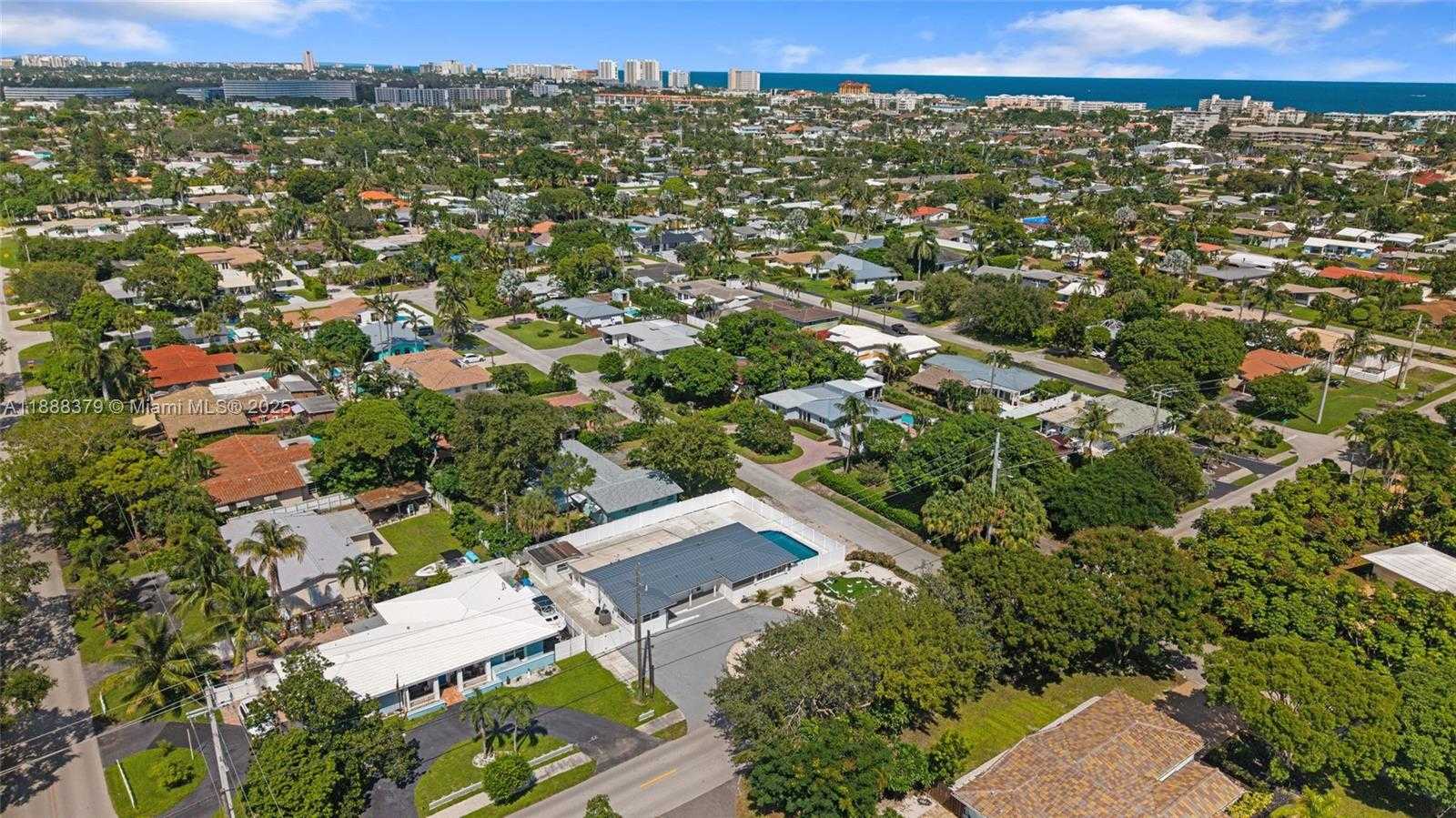 Small Image of 1221 SOUTH EAST 10TH ST, Deerfield Beach Number 45