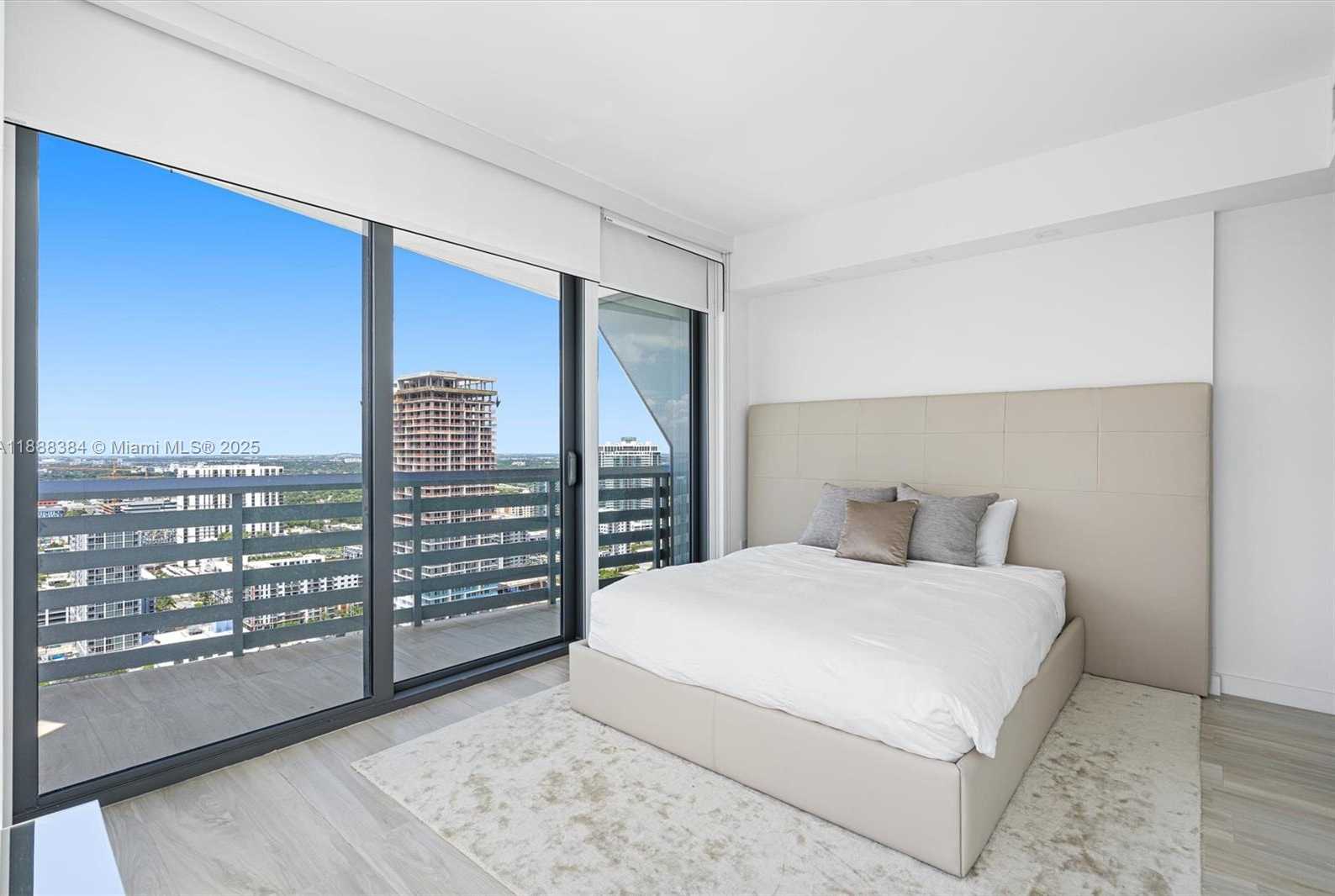 Small Image of 460 NORTH EAST 28TH ST #3508, Miami Number 16