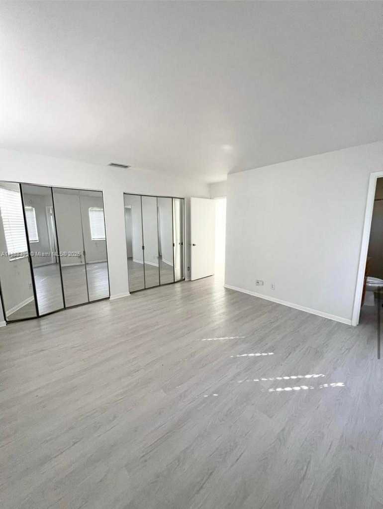 Small Image of 18966 CLOUD LAKE CIR, Boca Raton Number 6
