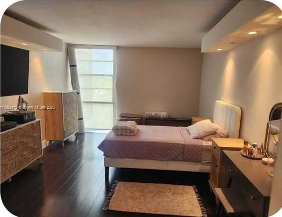 Small Image of 3475 NORTH COUNTRY CLUB DR #519, Aventura Number 10