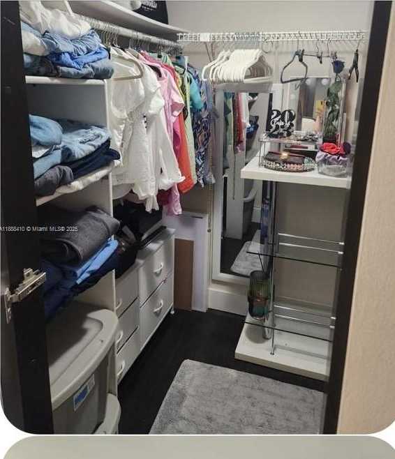 Small Image of 3475 NORTH COUNTRY CLUB DR #519, Aventura Number 11