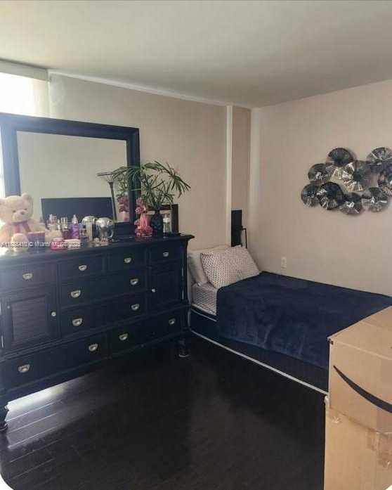 Small Image of 3475 NORTH COUNTRY CLUB DR #519, Aventura Number 13
