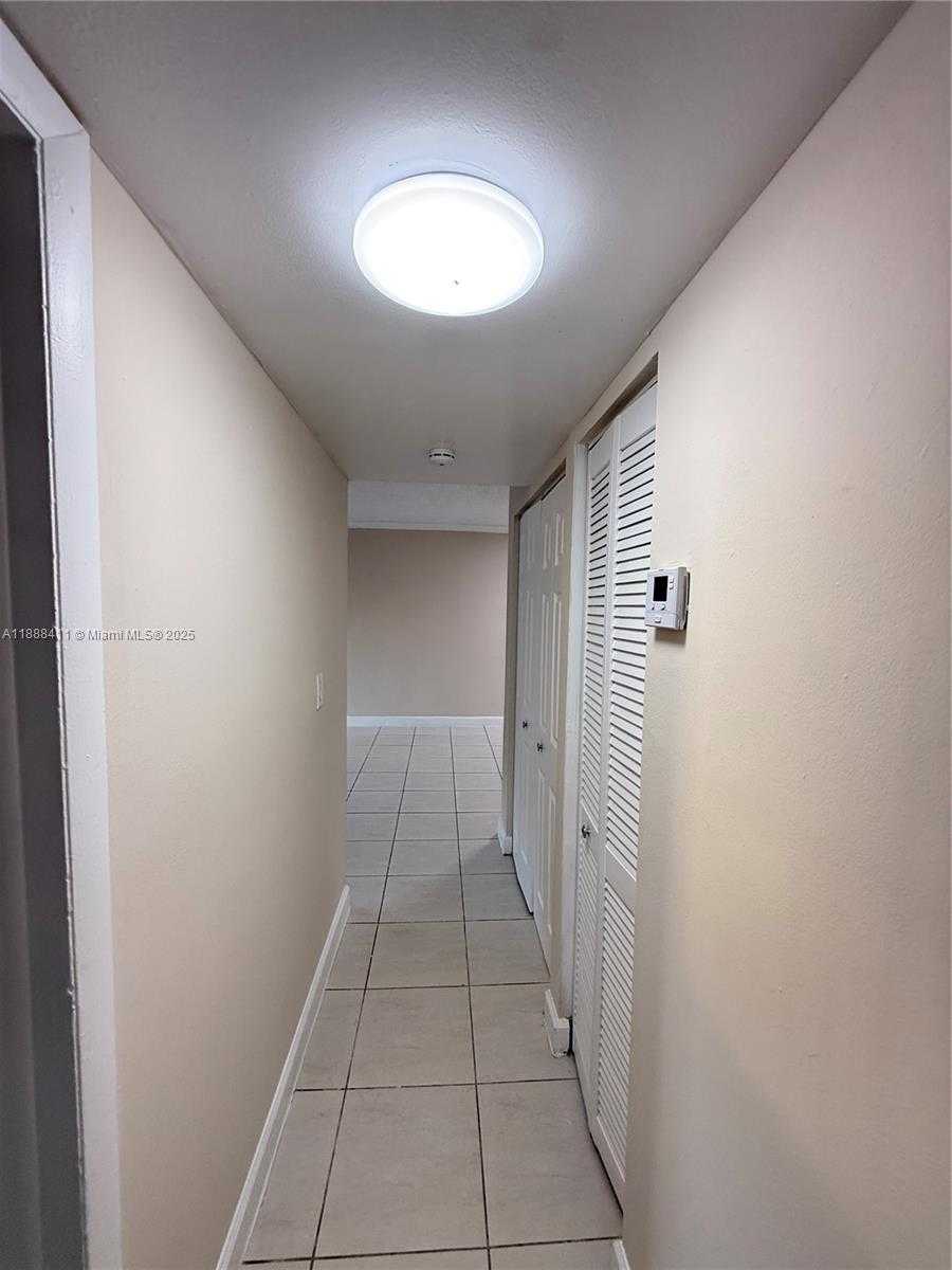 Small Image of 1725 WEST 60TH ST #105, Hialeah Number 14