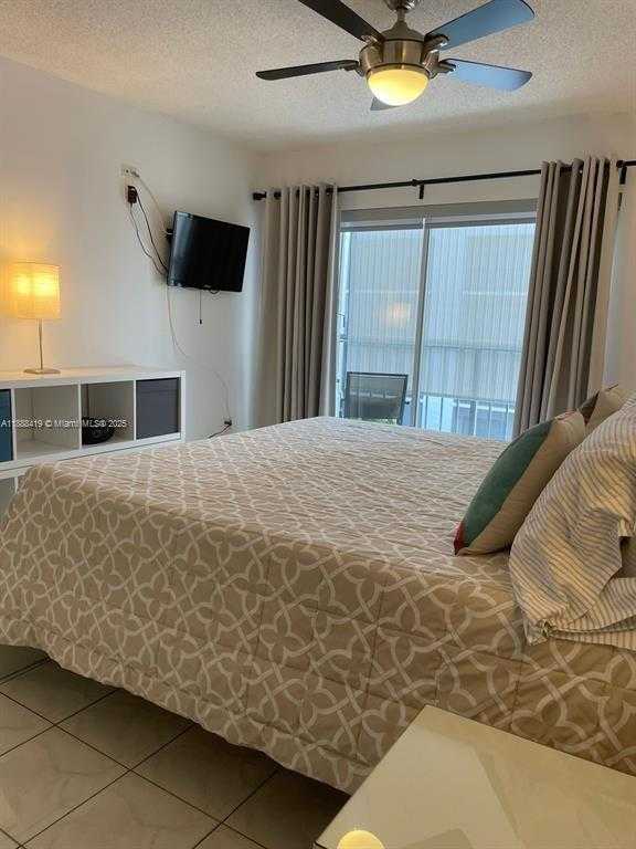 Small Image of 201 178TH DR #427, Sunny Isles Beach Number 21