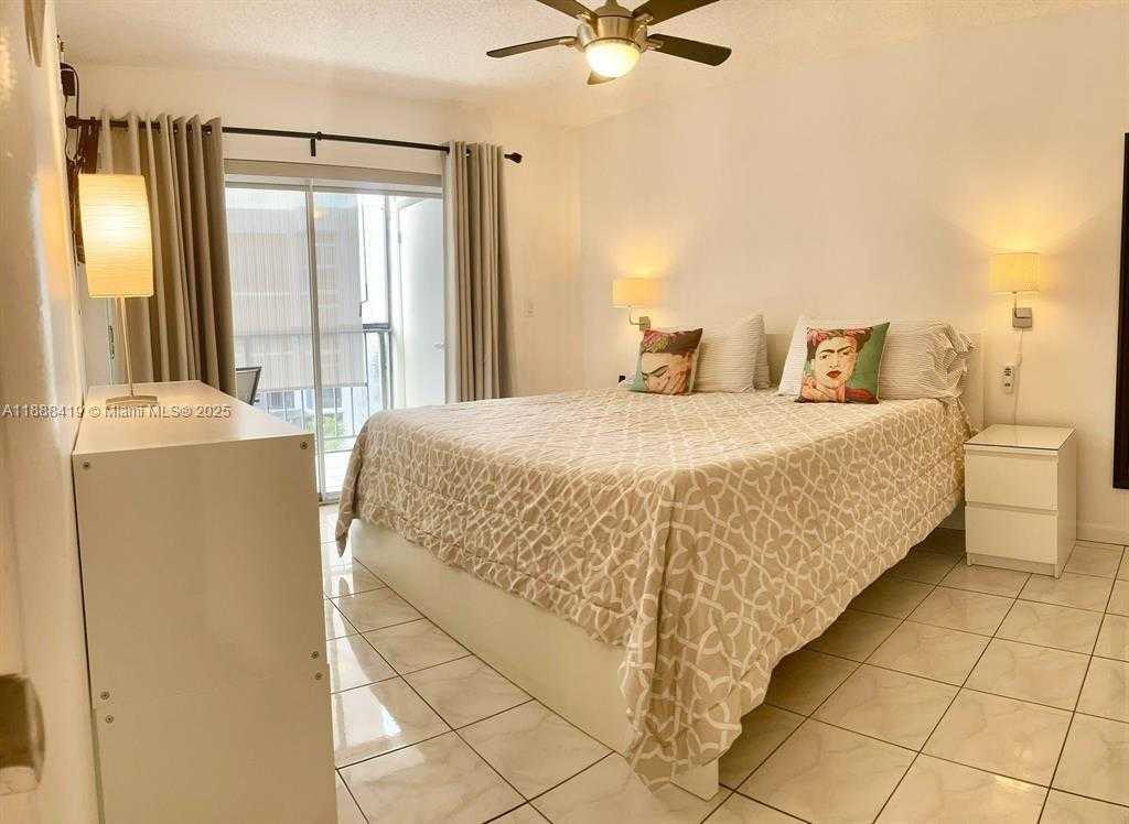 Small Image of 201 178TH DR #427, Sunny Isles Beach Number 23