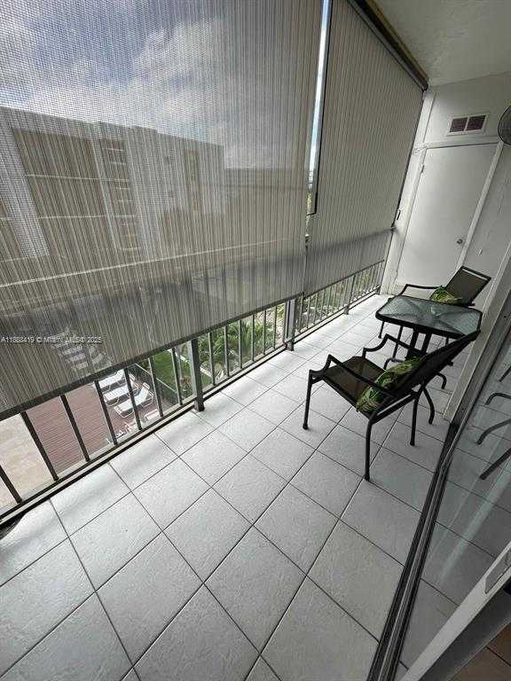 Small Image of 201 178TH DR #427, Sunny Isles Beach Number 26