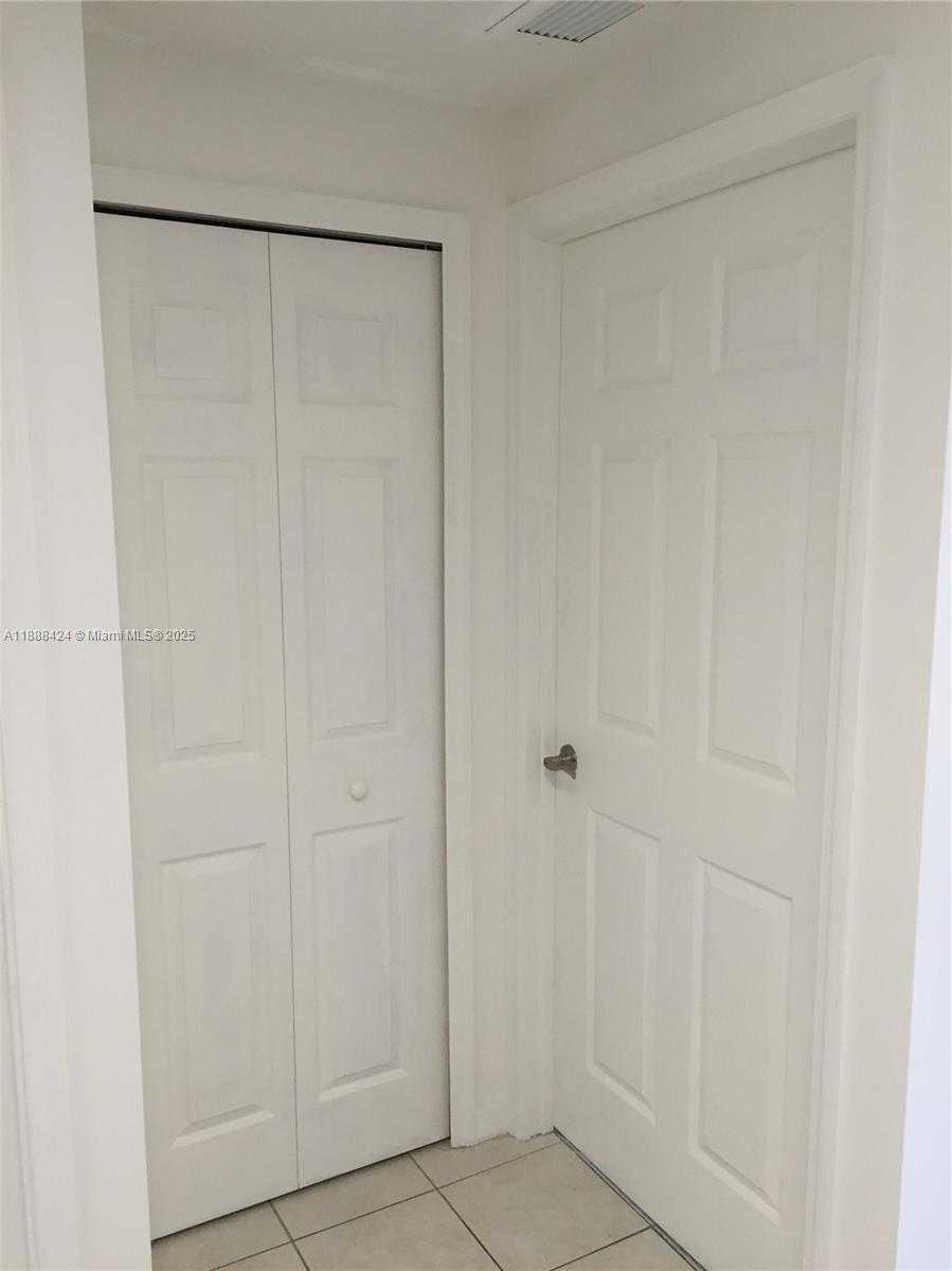 Small Image of 3410 CORAL WAY #304, Miami Number 7