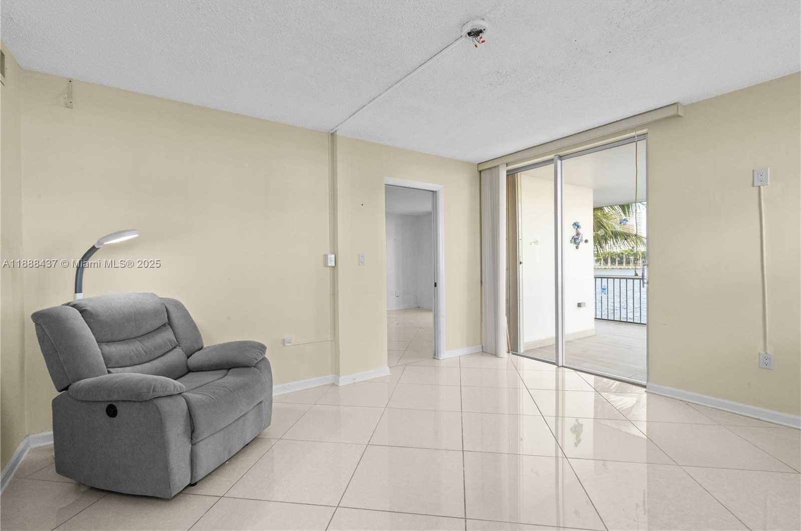 Small Image of 2999 POINT EAST DR #C214, Aventura Number 12