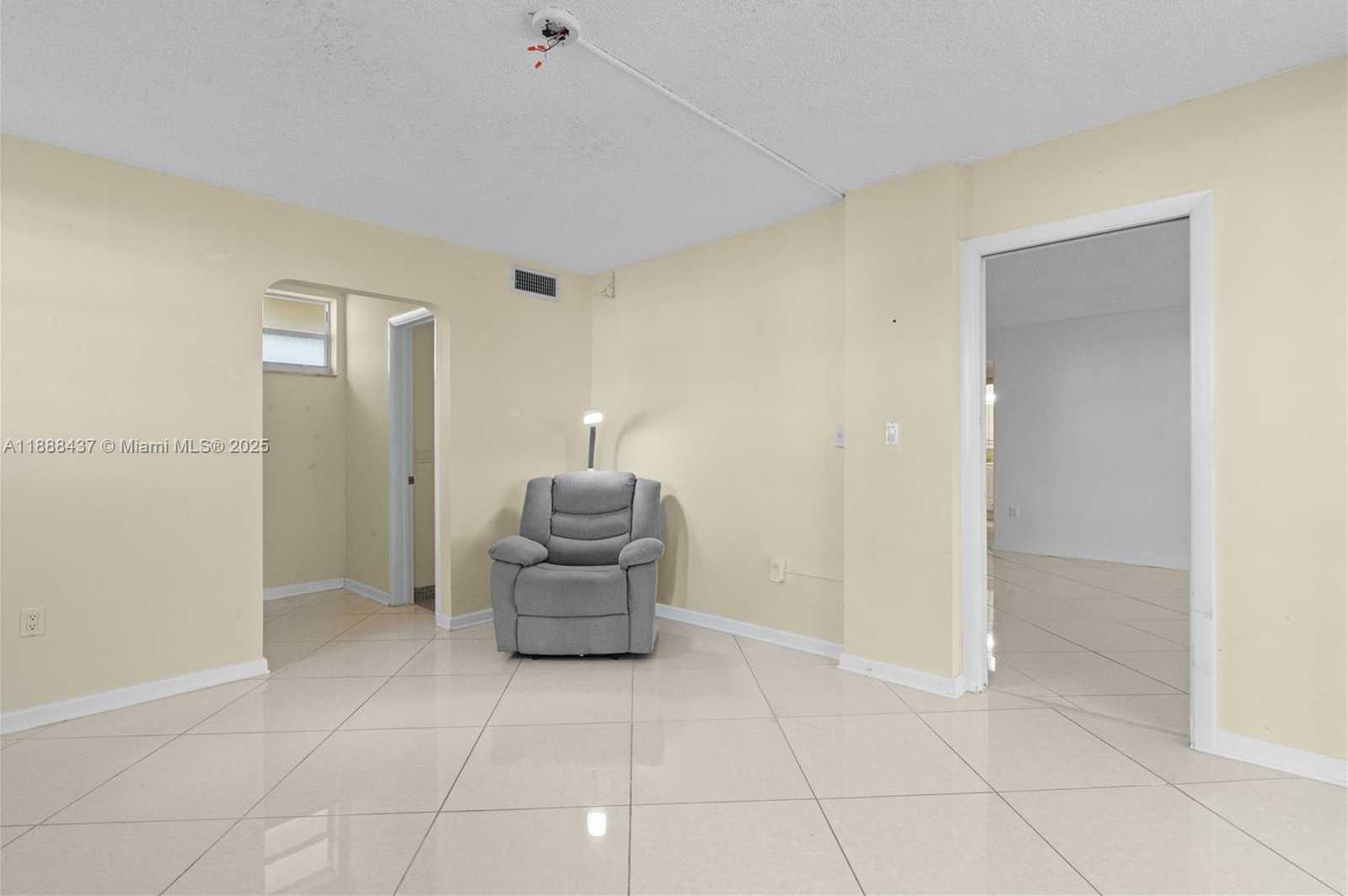 Small Image of 2999 POINT EAST DR #C214, Aventura Number 15