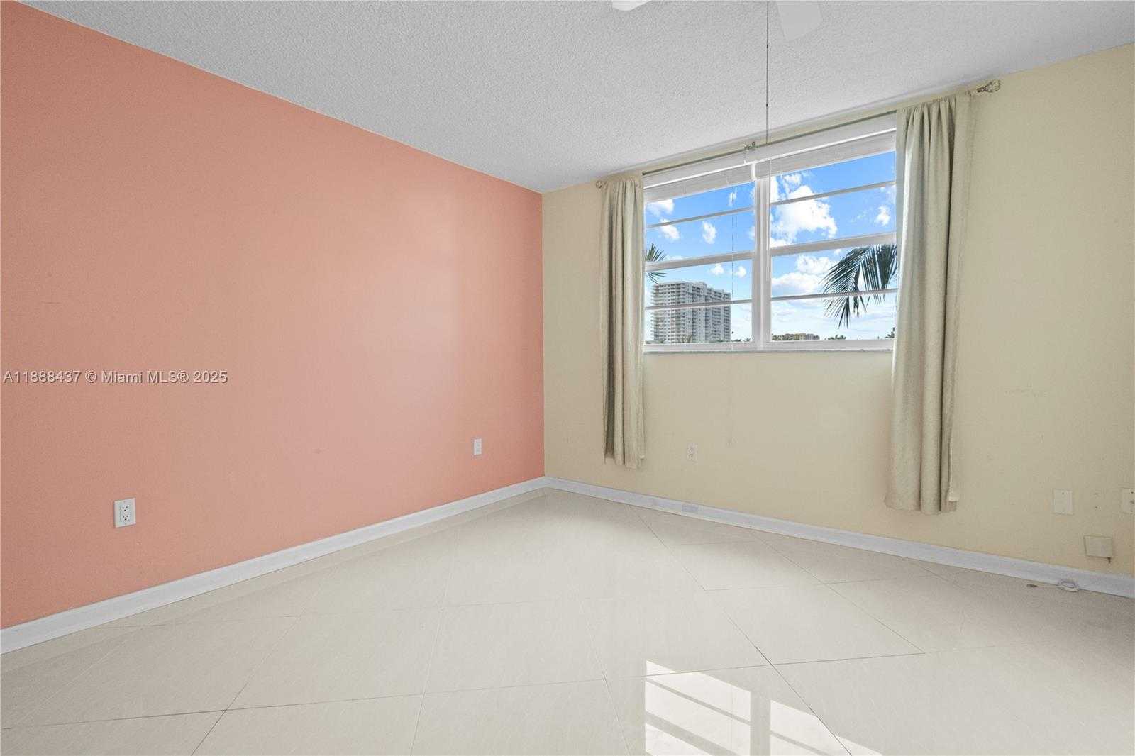 Small Image of 2999 POINT EAST DR #C214, Aventura Number 19