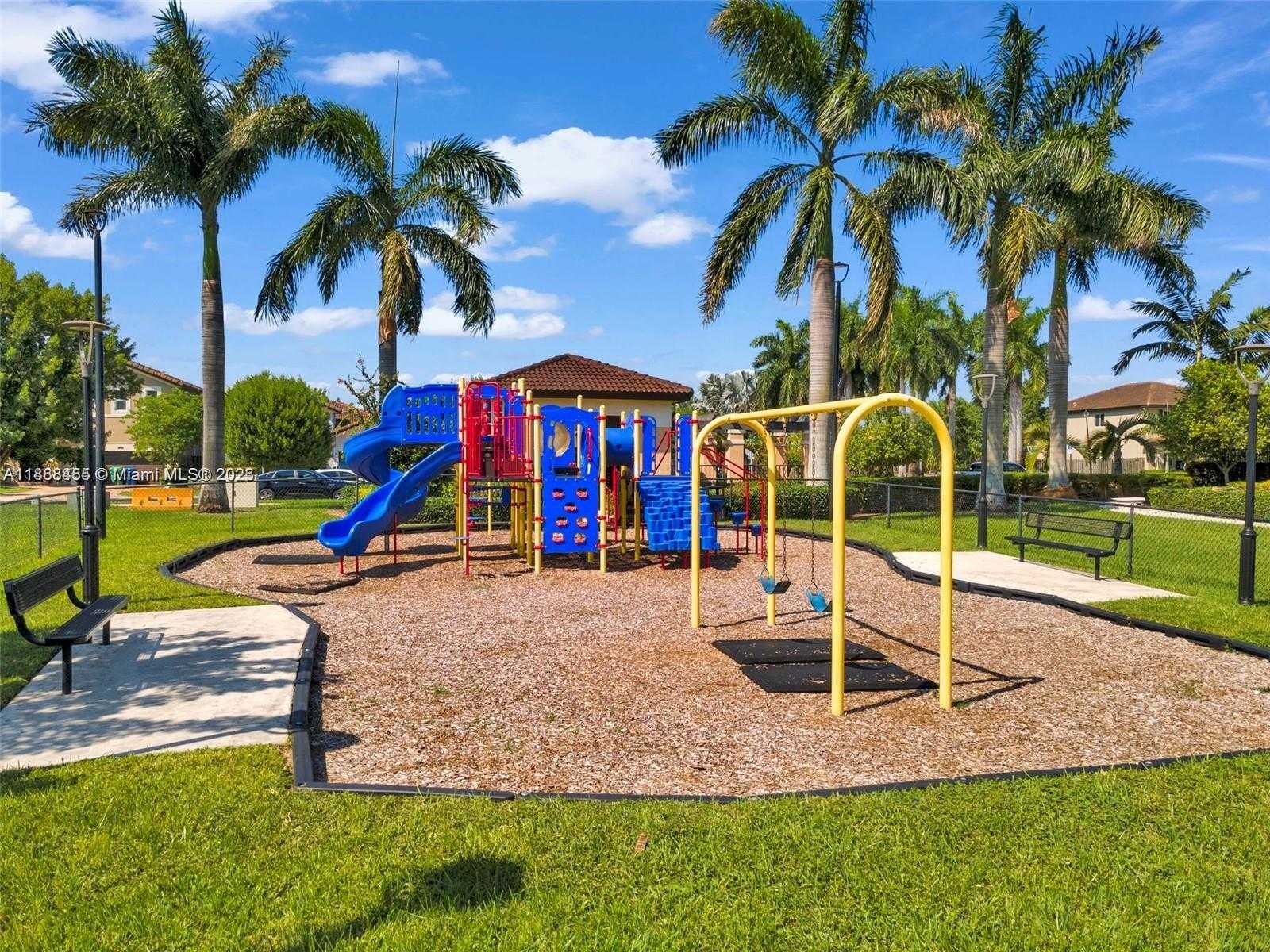 Small Image of 25145 SOUTH WEST 119TH AVE #25145, Homestead Number 11