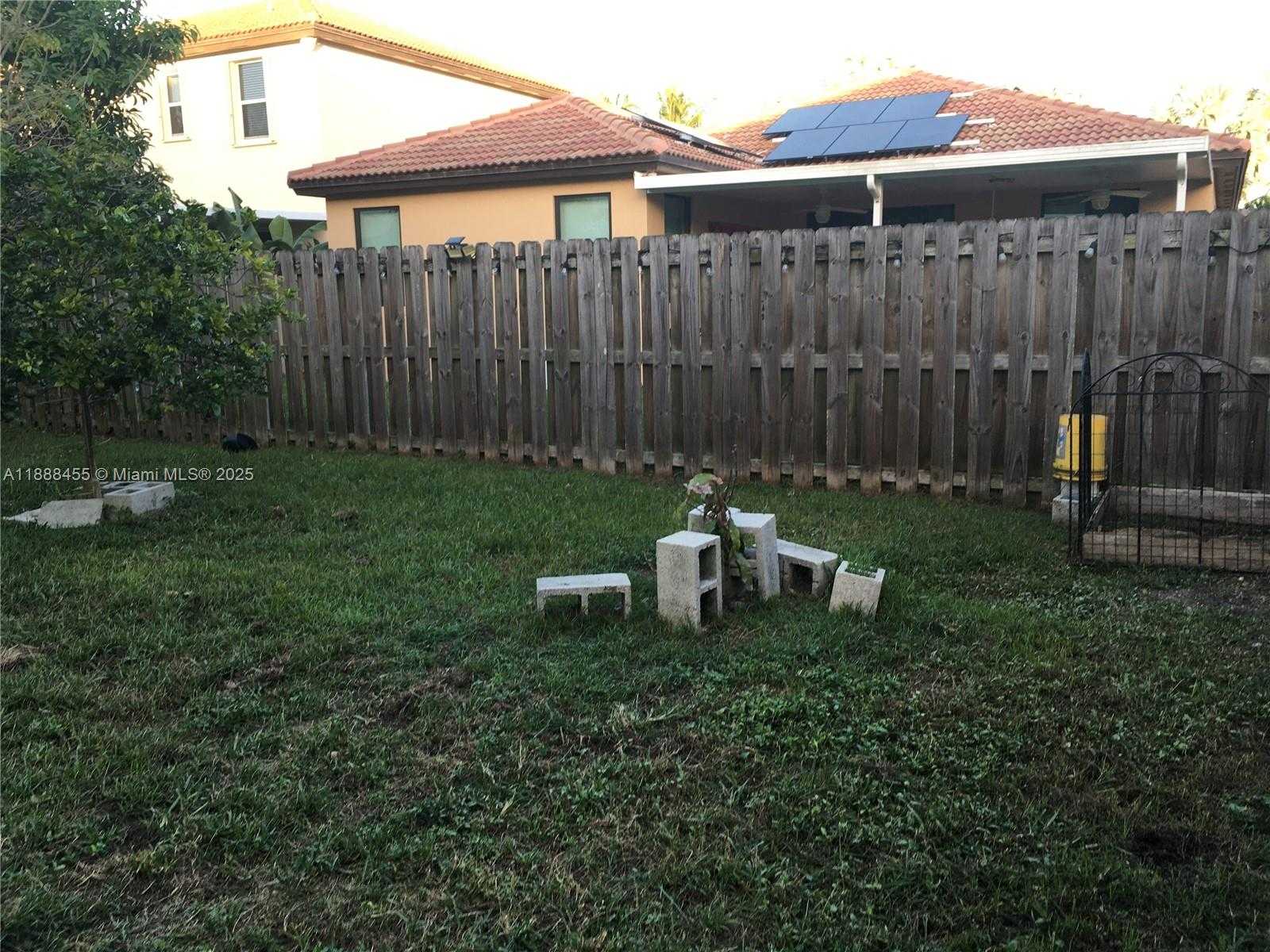 Small Image of 25145 SOUTH WEST 119TH AVE #25145, Homestead Number 42