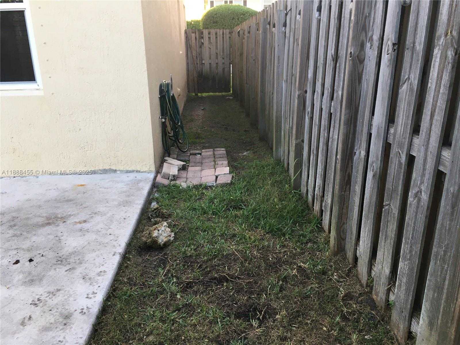 Small Image of 25145 SOUTH WEST 119TH AVE #25145, Homestead Number 44