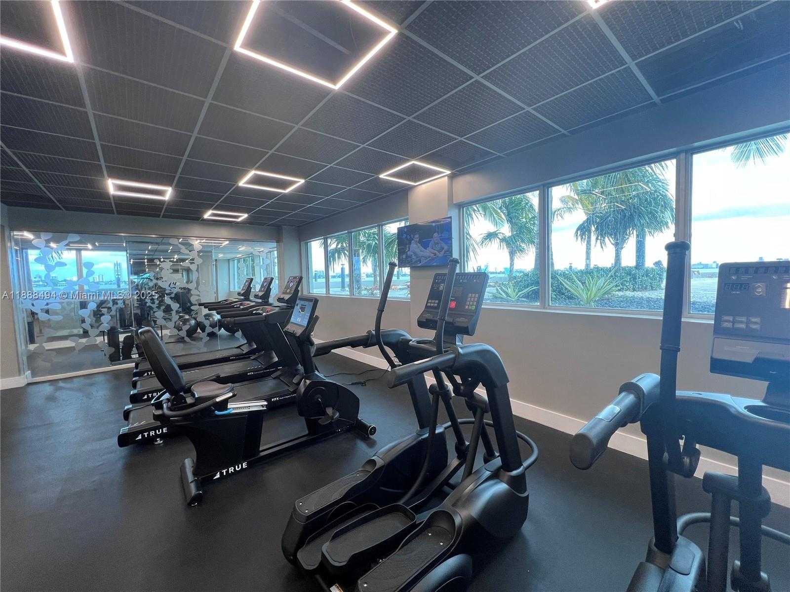 Small Image of 7501 EAST TREASURE DR #2C, North Bay Village Number 13