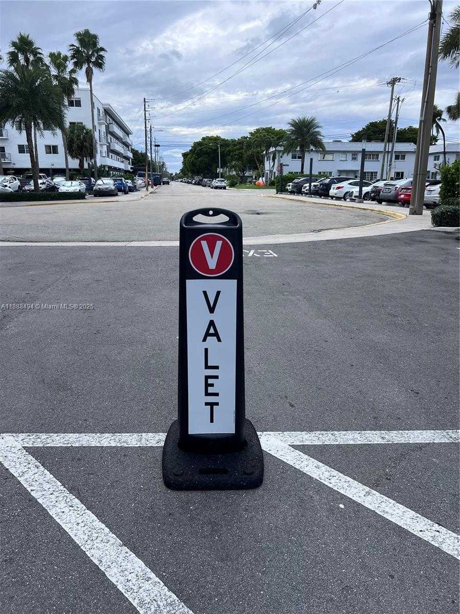 Small Image of 7501 EAST TREASURE DR #2C, North Bay Village Number 14