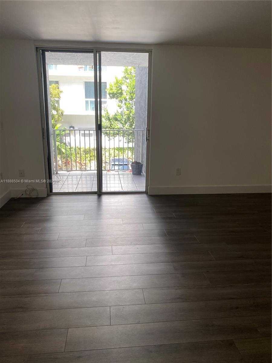 Small Image of 126 SOUTH WEST 17TH RD #208, Miami Number 7