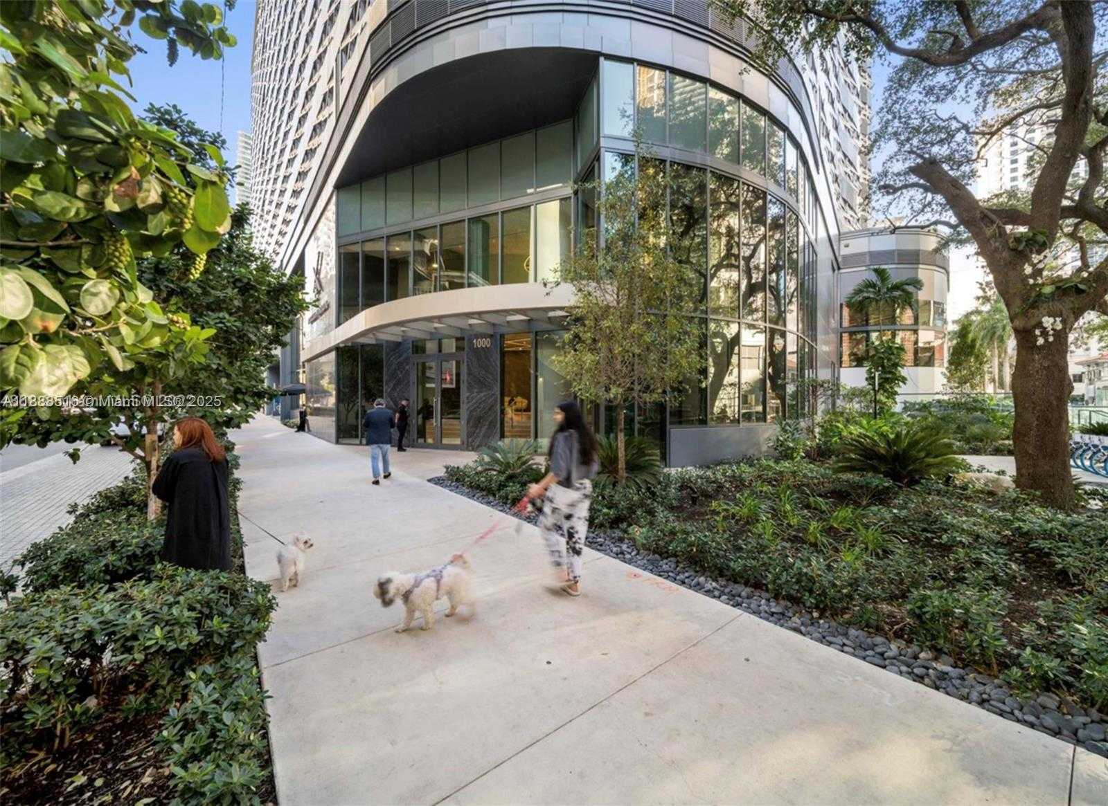 Small Image of Miami Number 10