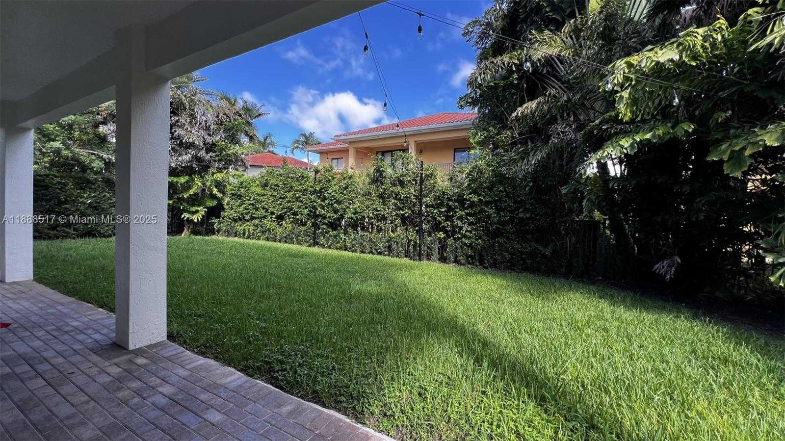 Small Image of 7567 SOUTH WEST 189TH ST, Cutler Bay Number 23