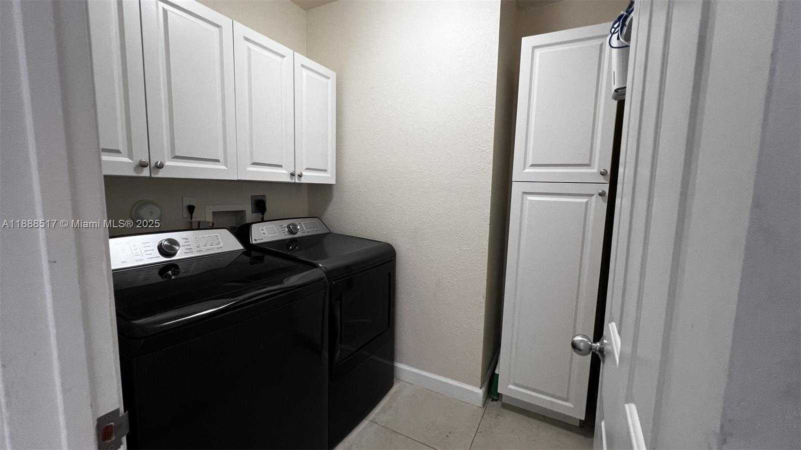 Small Image of 7567 SOUTH WEST 189TH ST, Cutler Bay Number 25
