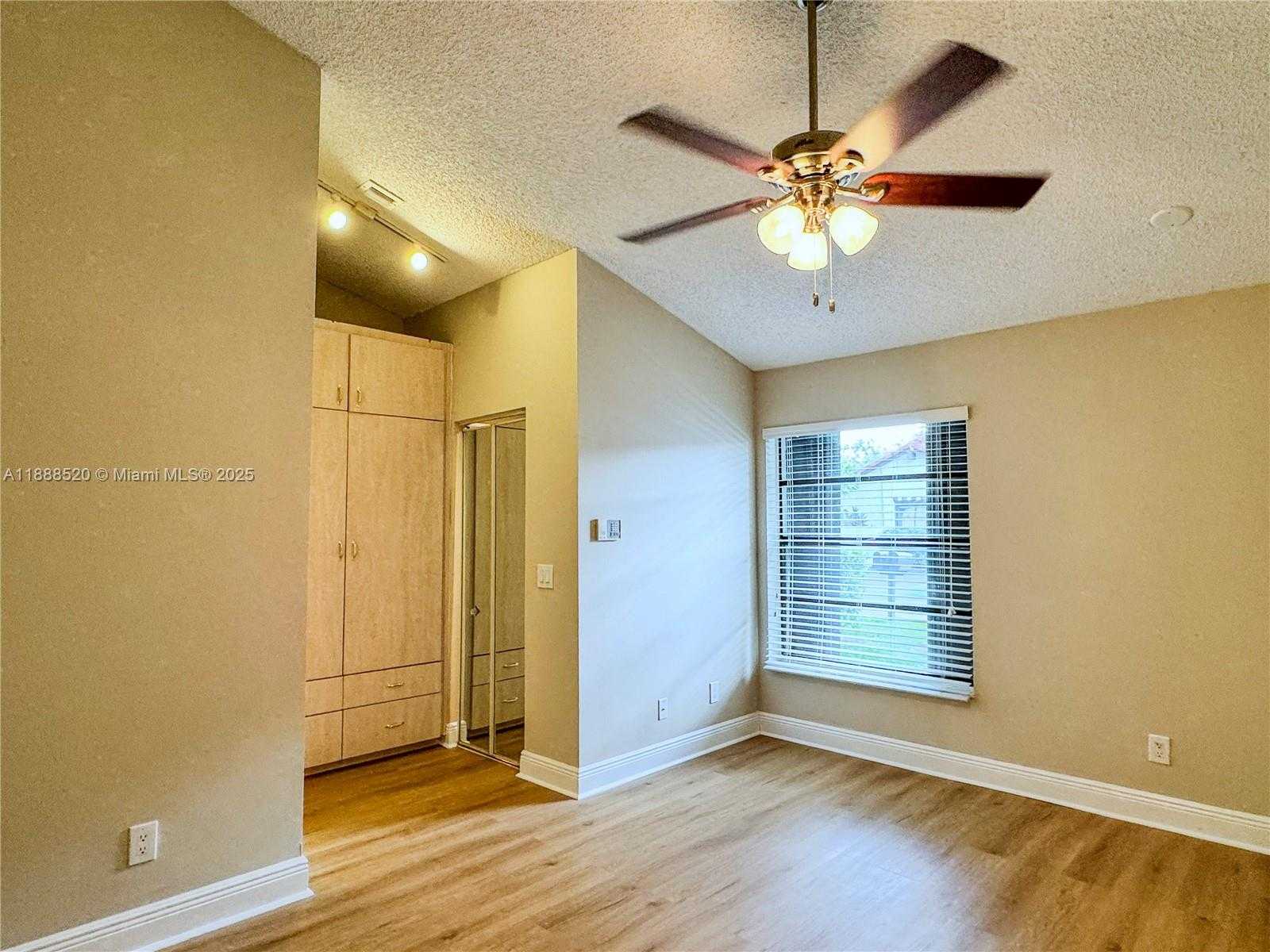Small Image of 11116 SOUTH WEST 134TH PL, Miami Number 11