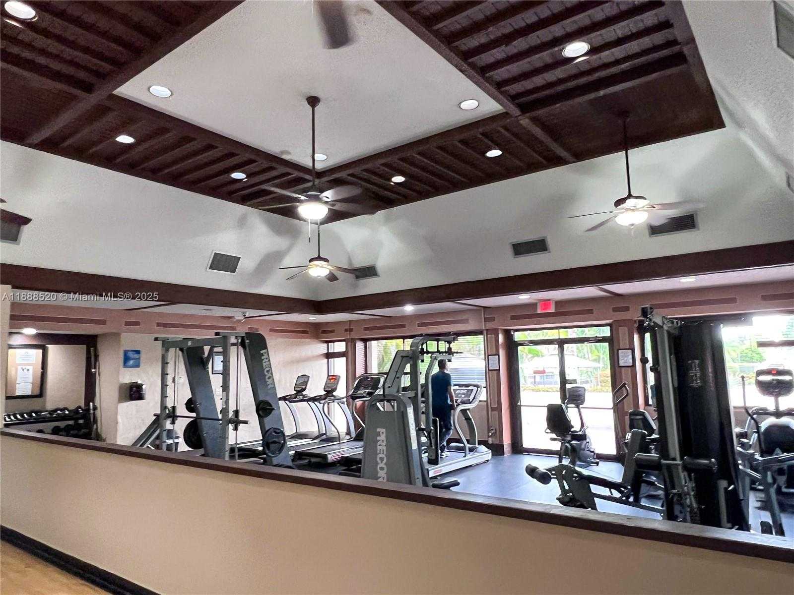 Small Image of 11116 SOUTH WEST 134TH PL, Miami Number 27