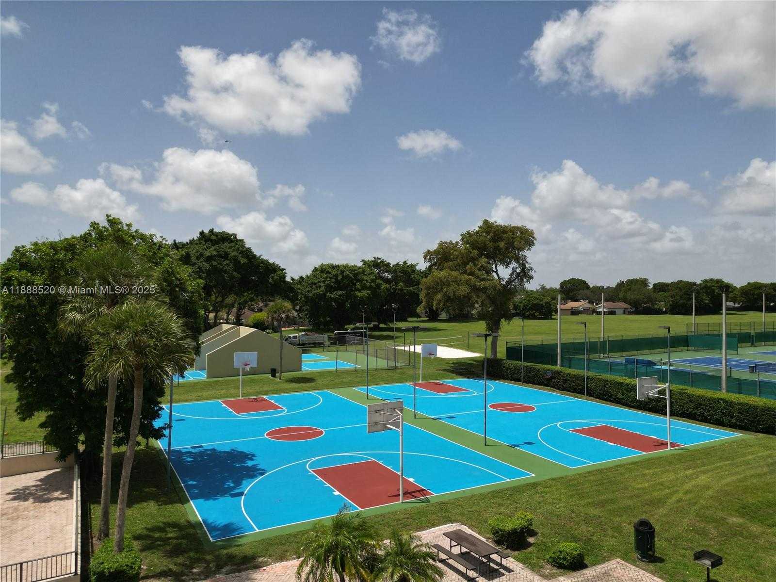 Small Image of 11116 SOUTH WEST 134TH PL, Miami Number 30