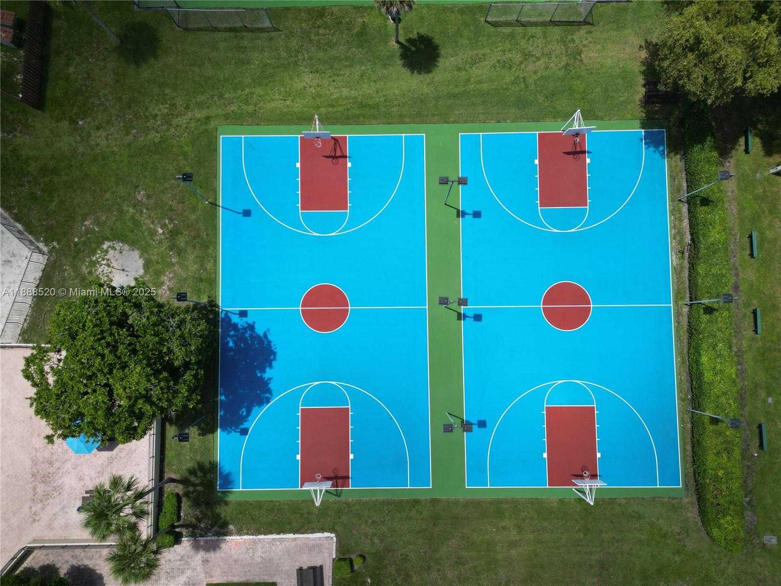 Small Image of 11116 SOUTH WEST 134TH PL, Miami Number 32